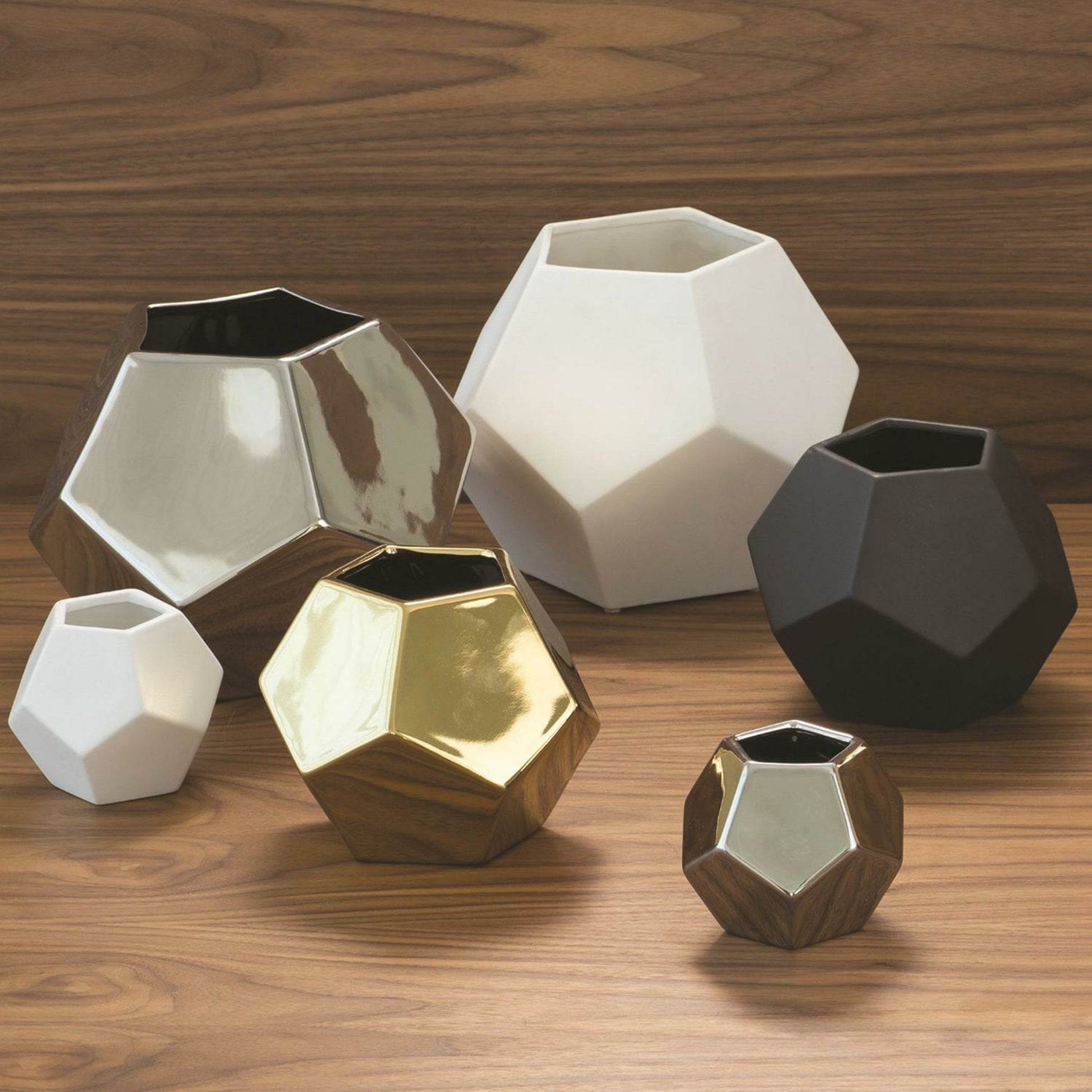 Faceted Vase by Global Views. Made from ceramic in a modern style.