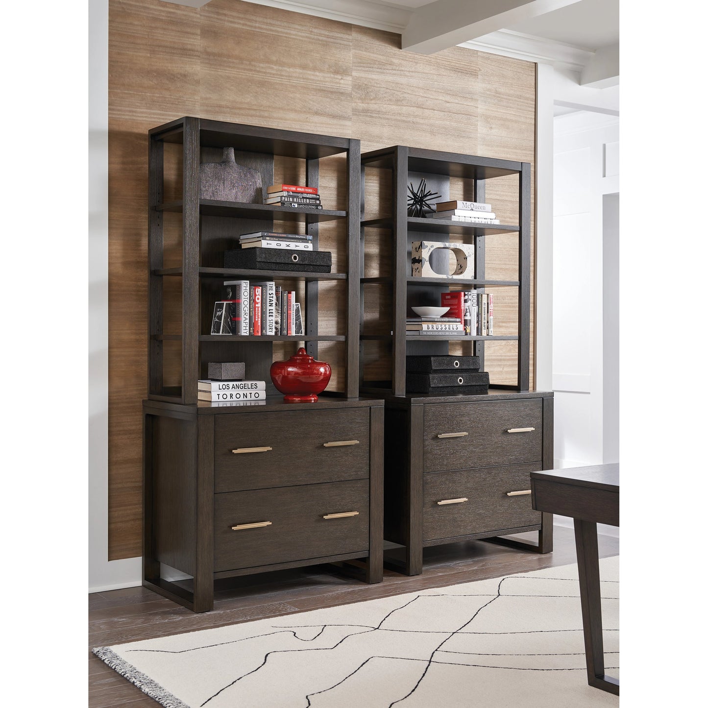 004 SI-2136857 | Lifestyle | Hewitt File Chest by Sligh. Made from unique in a traditional style.