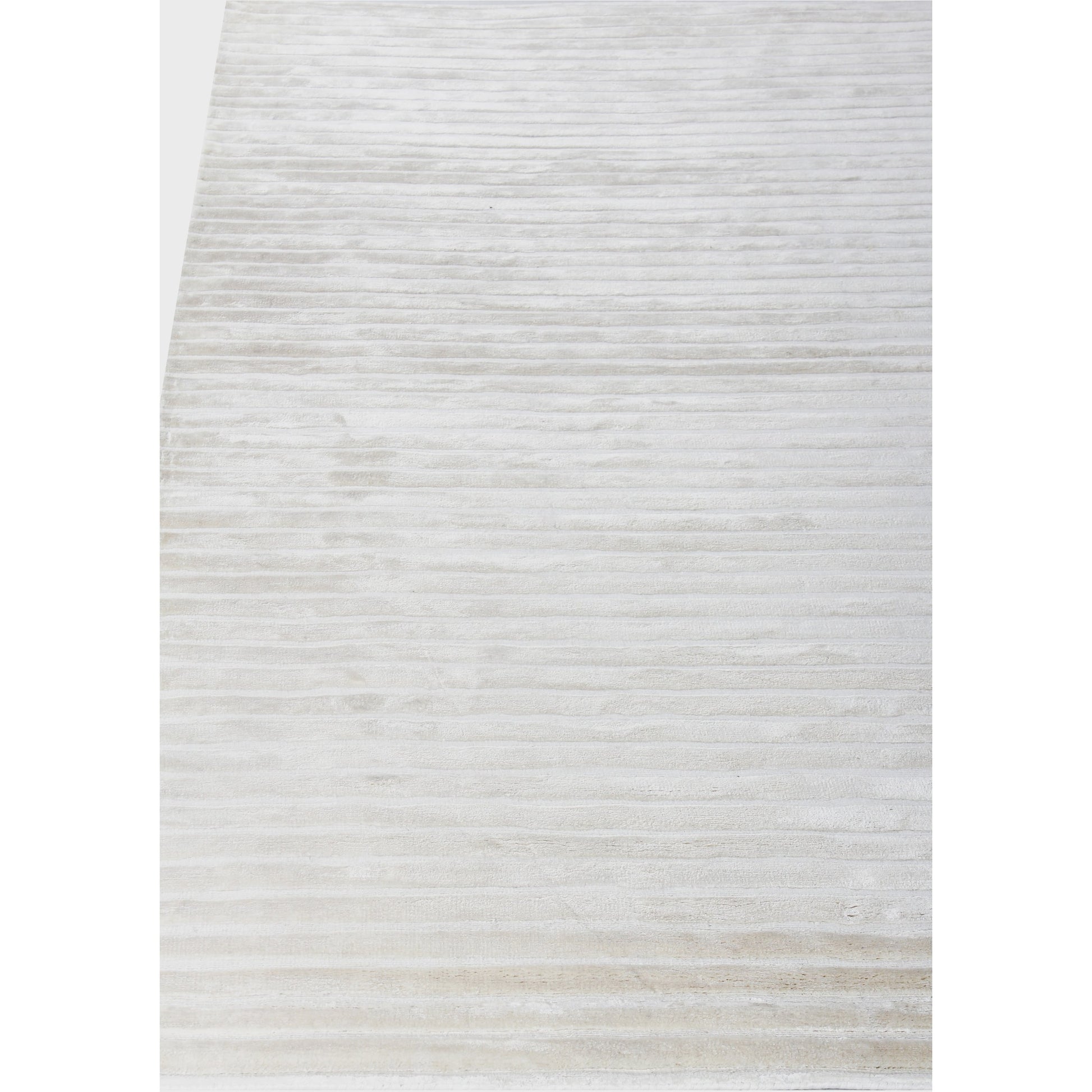 High Low Rug - White by Exquisite Rugs in white. Made from viscose in a unique style.