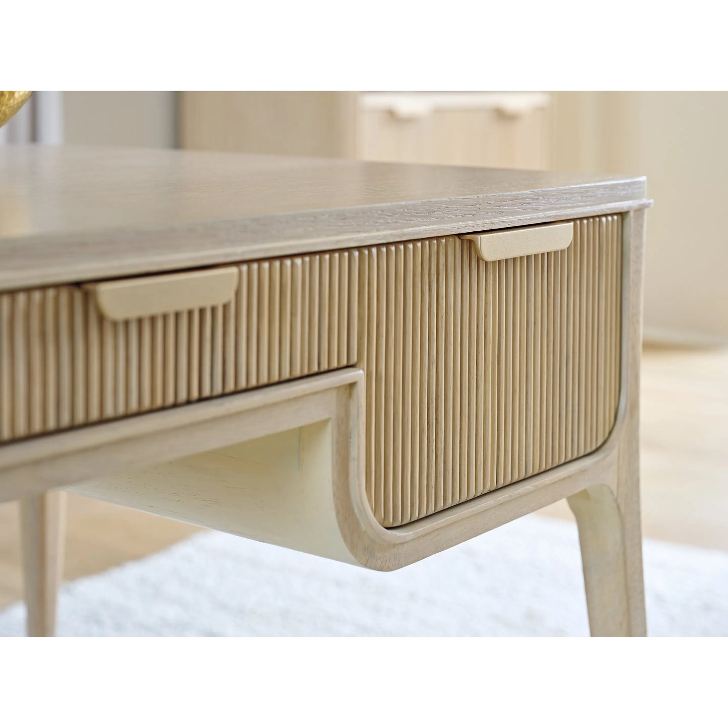 004 SI-2371214 | Closeup | Montreux Writing Desk by Sligh. Made from unique in a transitional style.