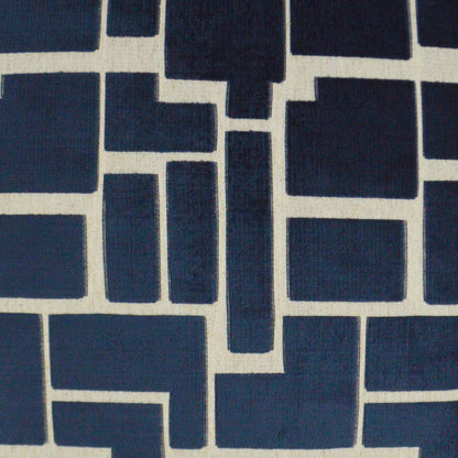 Aura Pillow by DV Kap Home. Made from 69% rayon, 21% polyester, 10% linen in a modern style.