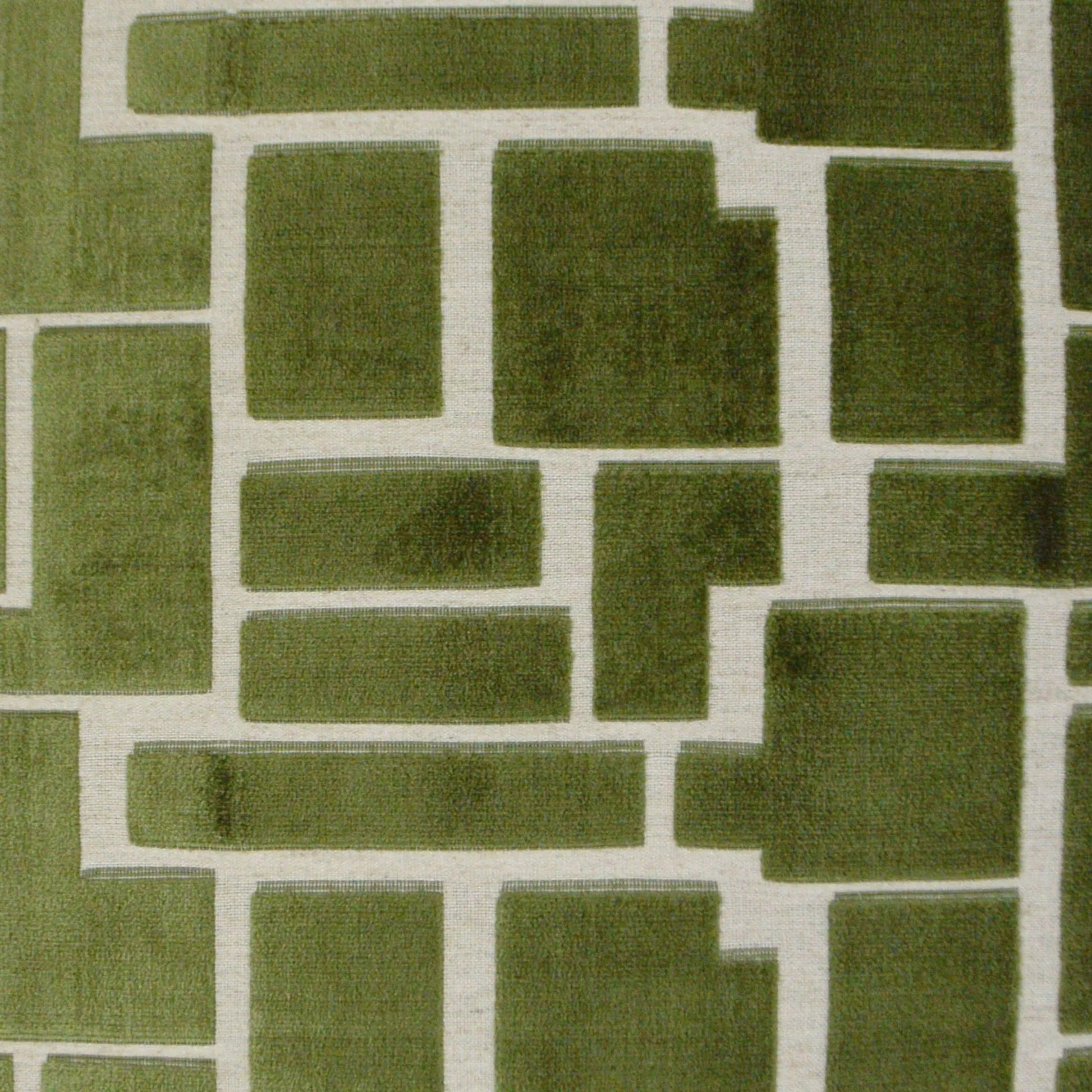 Aura Pillow by DV Kap Home. Made from 69% rayon, 21% polyester, 10% linen in a modern style.