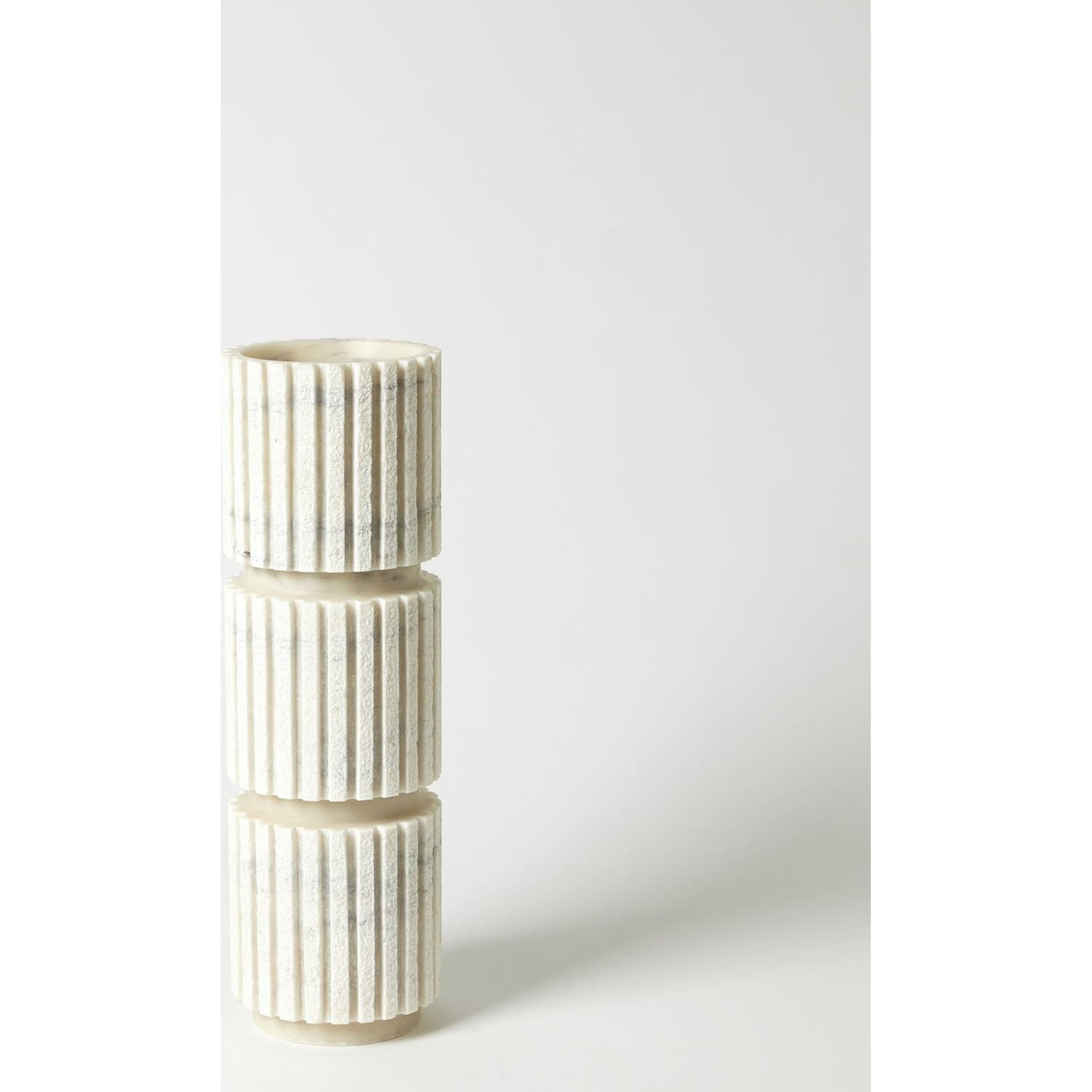 Channel Pillar Holder by Global Views in white marble. Made from banswara marble in a eclectic & global style.