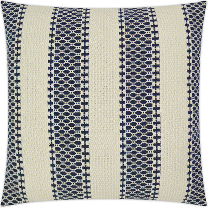 Juniper by DV Kap Home. Made from 73% cotton, 24% polyester, 3% nylon in a coastal style.