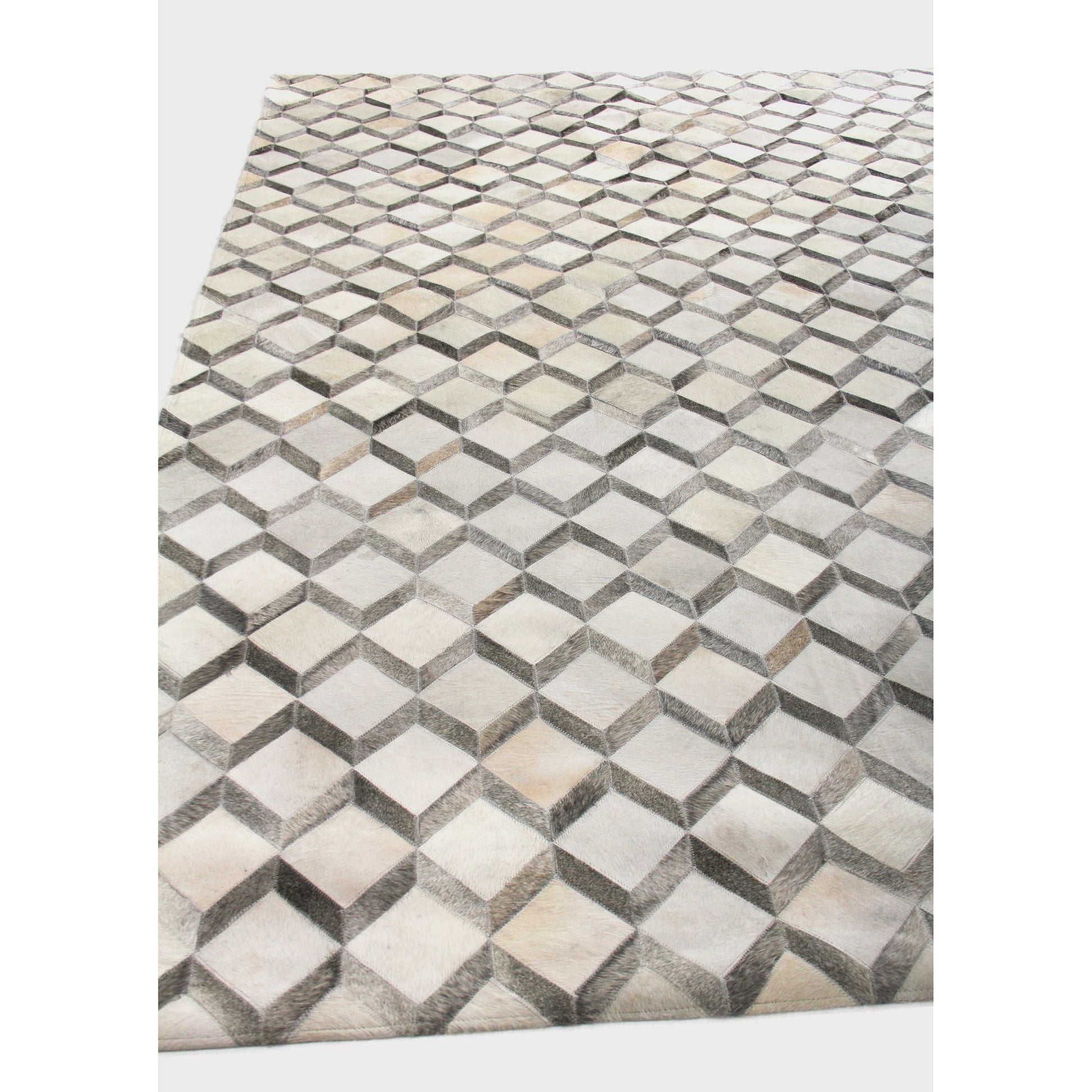 Natural Hide Rug - Ivory, Silver by Exquisite Rugs in ivory, silver. Made from leather hide in a unique style.