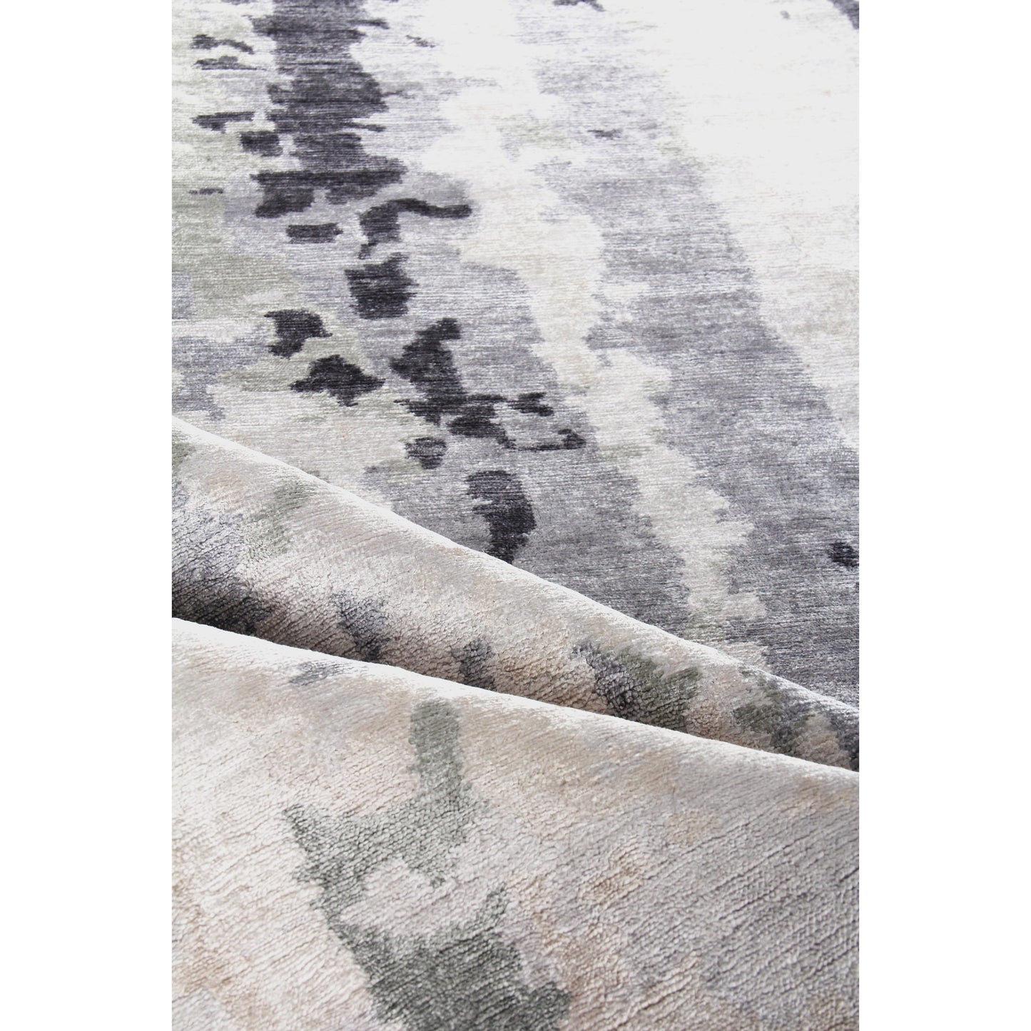 006 SI-1827305,SI-1827307 | Closeup | Bamboo Silk 3337 Rug by Exquisite Rugs in blue, gray. Made from bamboo silk in a unique style.