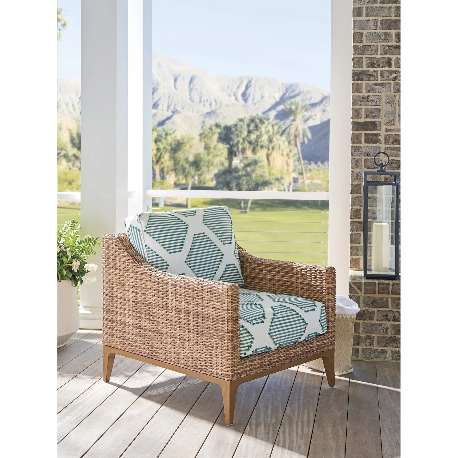 Lounge Chair by Tommy Bahama Outdoor in 3350 dark brown. Made from unique in a unique style.