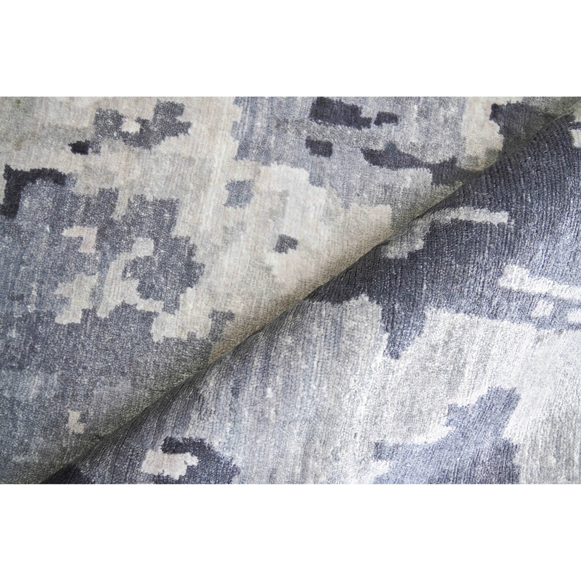 Bamboo Silk Rug by Exquisite Rugs in blue, gray. Made from bamboo silk in a unique style.