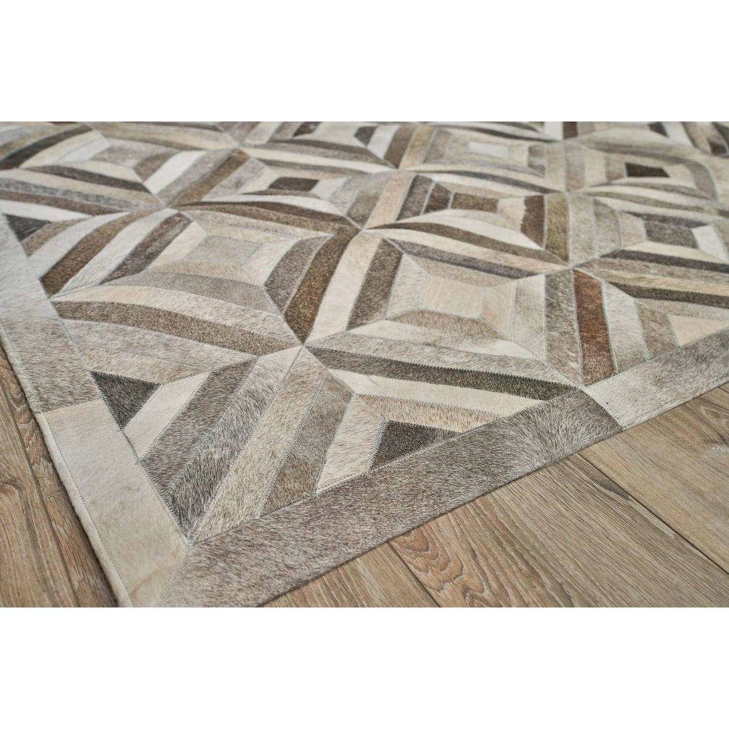 024 SI-2383892 | Closeup | Natural Hide Rug by Exquisite Rugs in brown, silver. Made from leather hide in a unique style.
