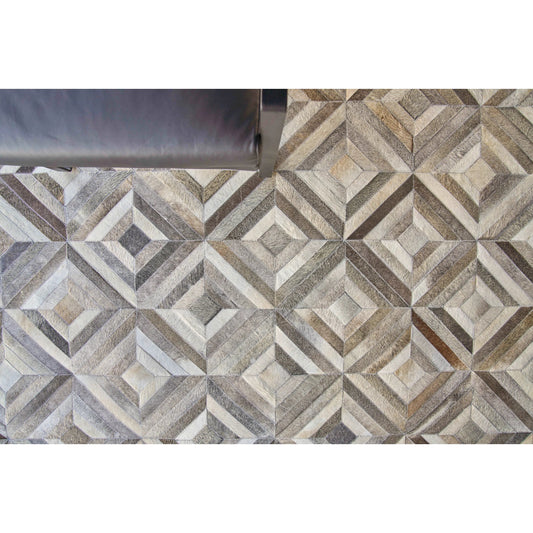 Natural Hide 3361 Rug by Exquisite Rugs in silver. Made from leather hide in a unique style.