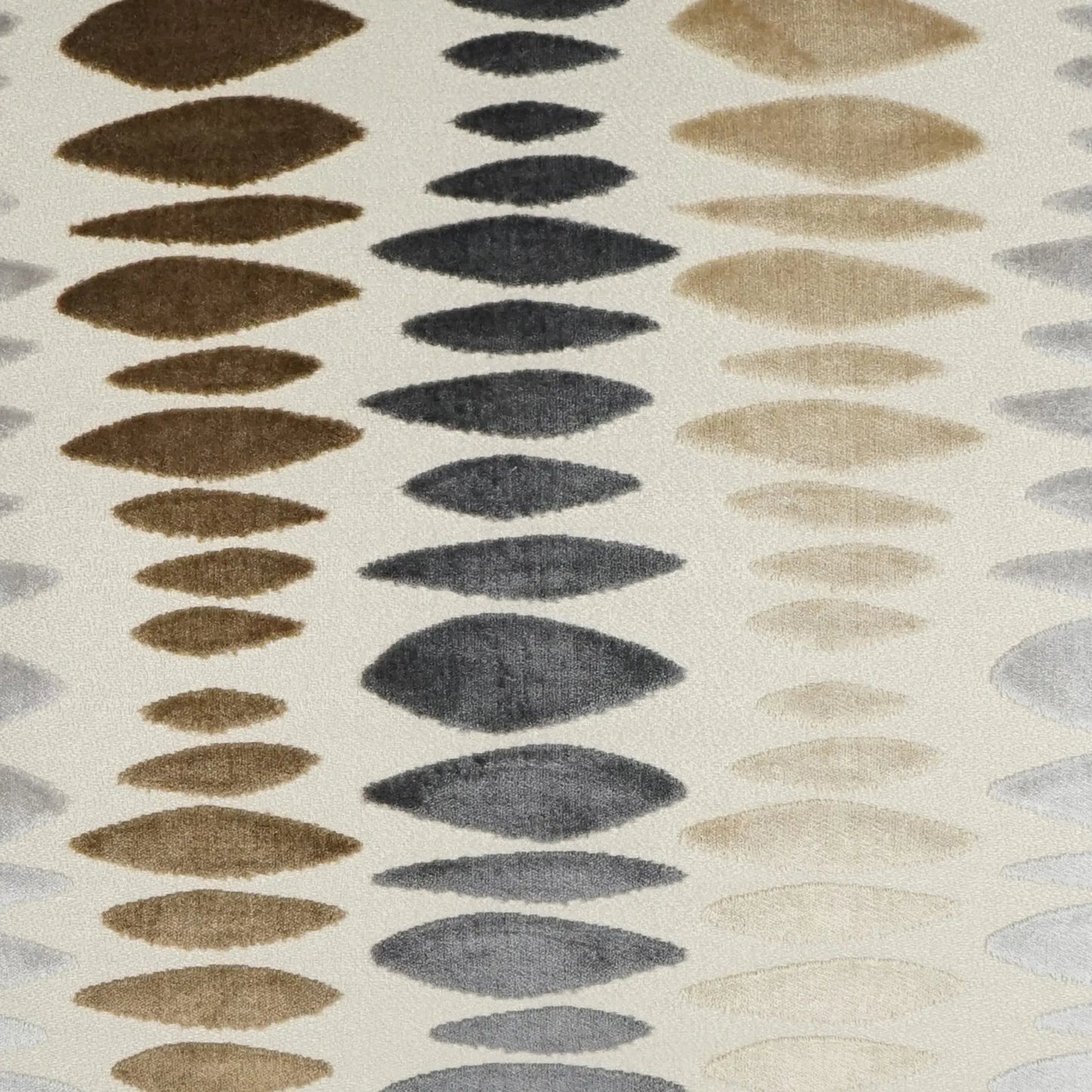 006 SI-2382048 | Closeup | Prospero Pillow by DV Kap Home. Made from 86% viscose, 14% polyester in a transitional style.