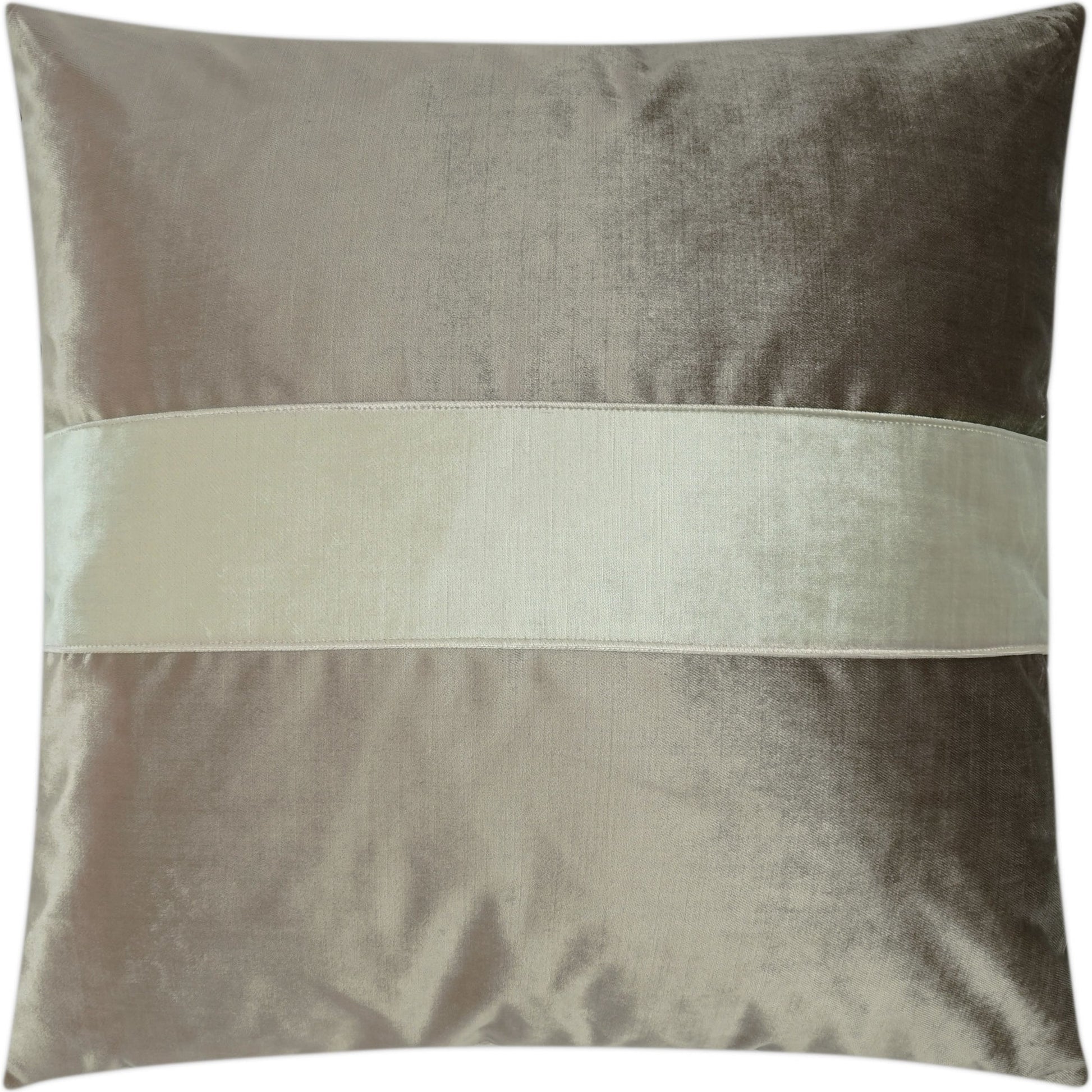 Iridescence Band by DV Kap Home. Made from 100% polyester in a transitional style.