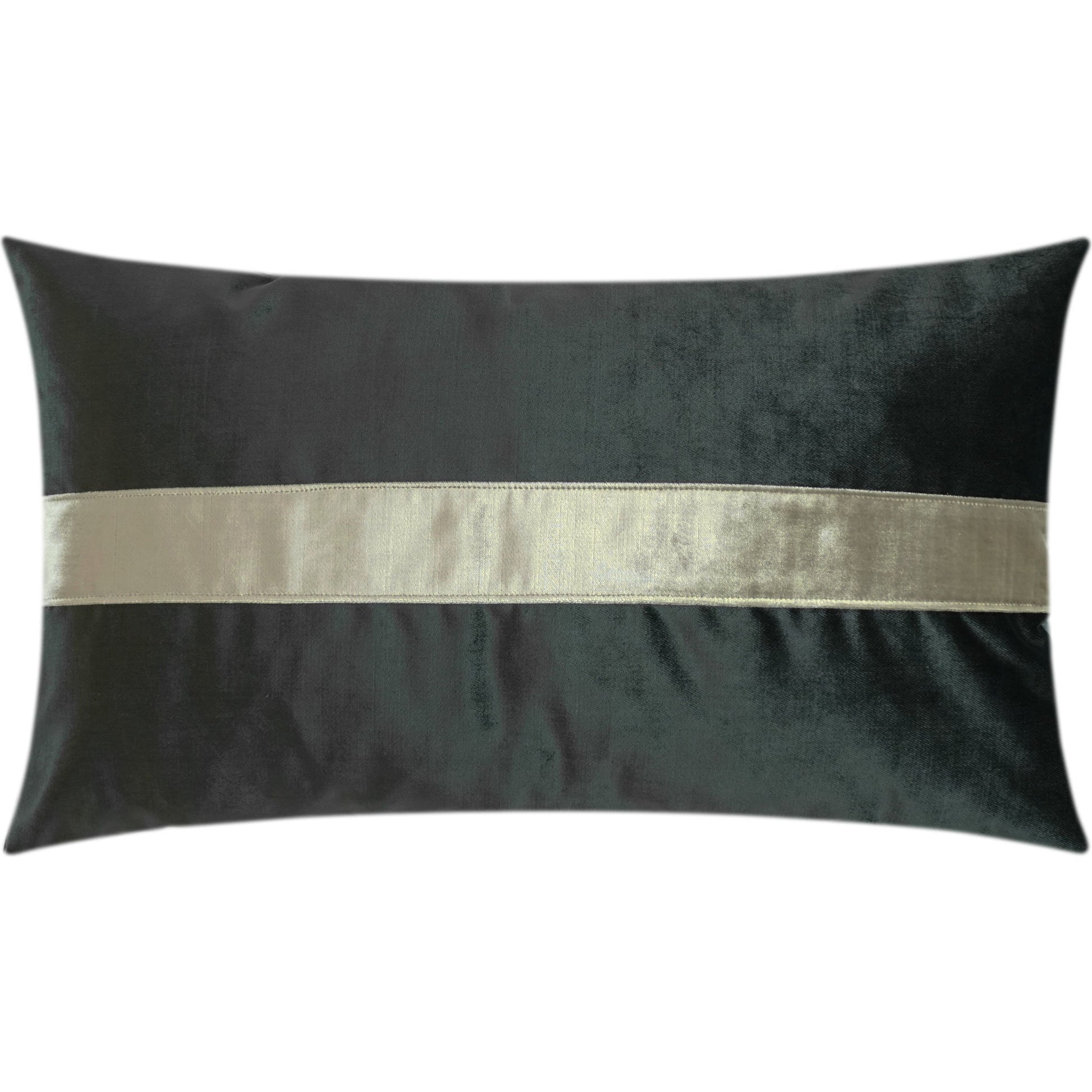 Iridescence Band Lumbar by DV Kap Home. Made from 100% polyester in a transitional style.