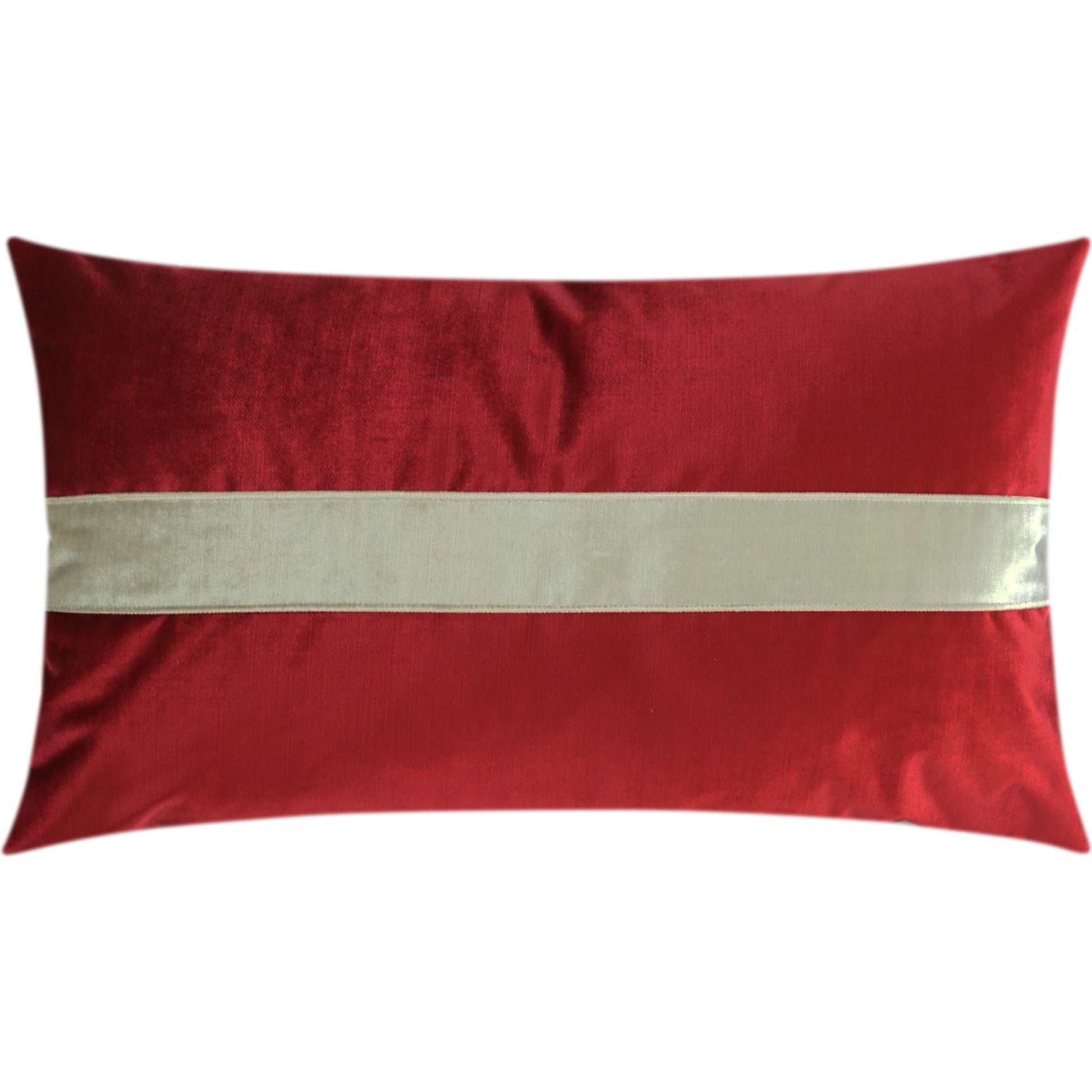 Iridescence Band Lumbar by DV Kap Home. Made from 100% polyester in a transitional style.