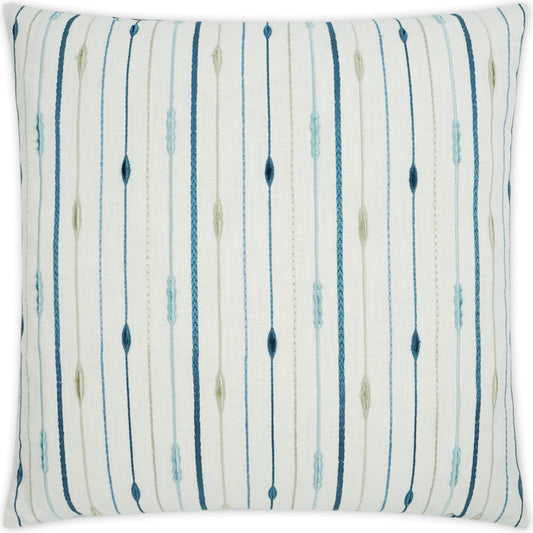 Pacesetter by DV Kap Home. Made from 100% polyester, embroidery: 100% polyester in a cottage & farmhouse style.