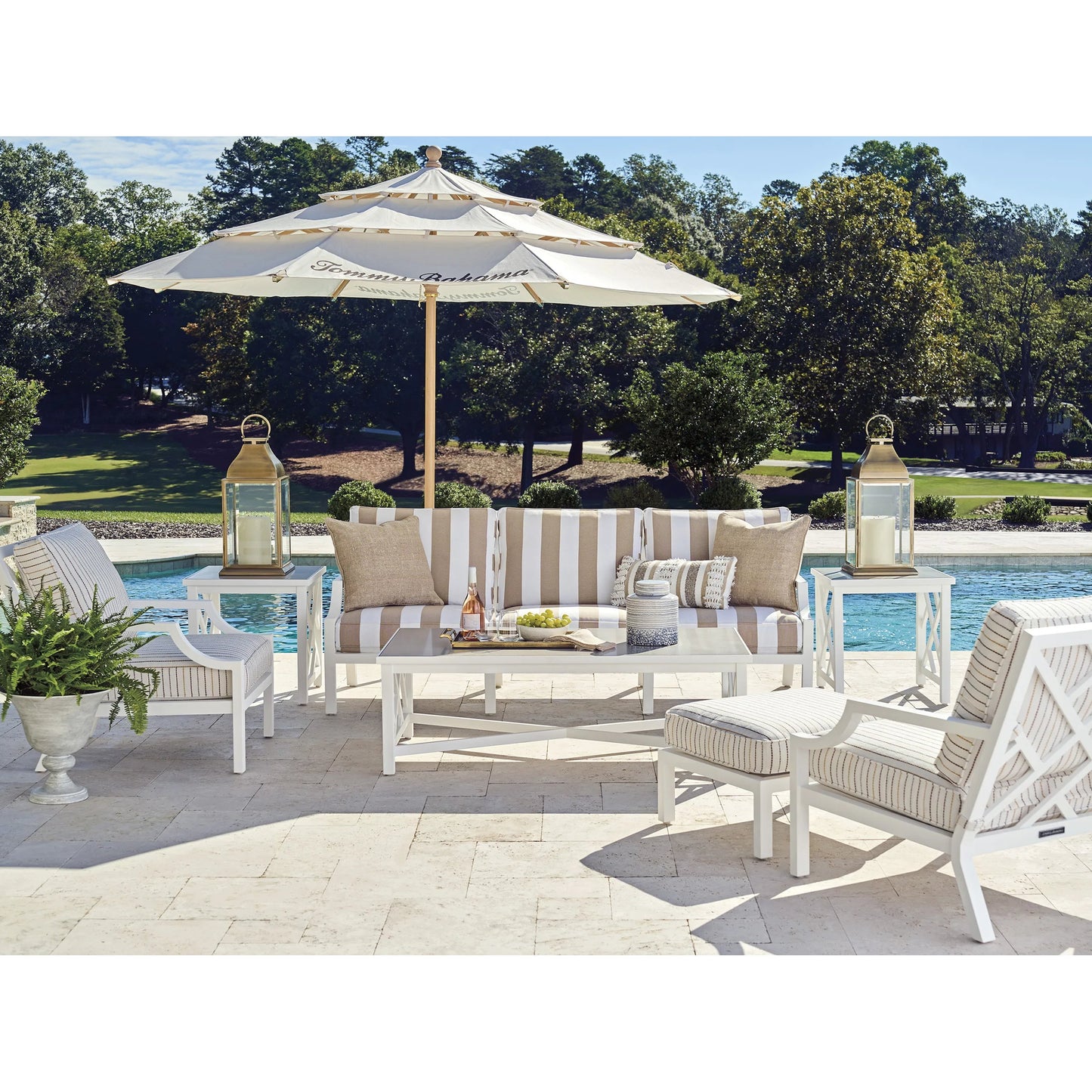 001 SI-2540690 | Lifestyle | Island Classic Square End Table by Tommy Bahama Outdoor in white. Made from quartz, aluminum, fabric in a unique style.
