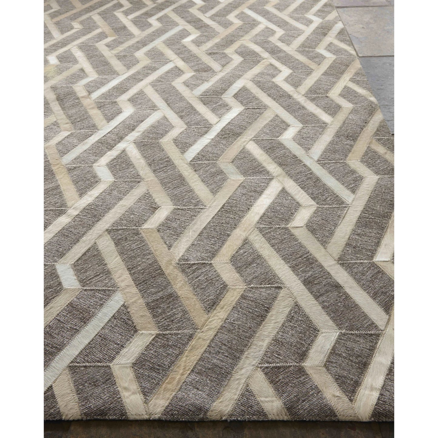 012 SI-2221913,SI-2221914,SI-2221915,SI-2383907 | Closeup | Berlin Geometric Rug by Exquisite Rugs. Made from leather, viscose in a unique style.