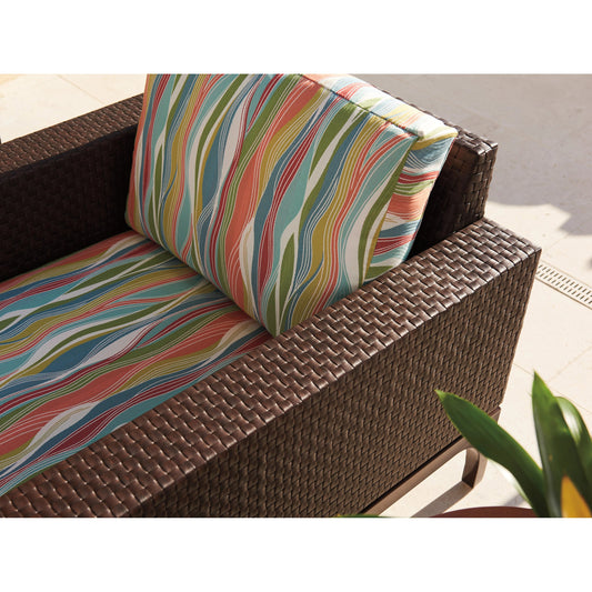 Abaco Lounge Chair by Tommy Bahama Outdoor in english walnut. Made from unique in a transitional style.