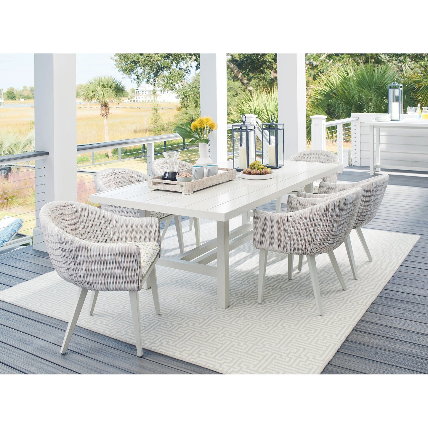 002 SI-1962949 | Lifestyle | Seabrook Dining Table by Tommy Bahama Outdoor in oyster white. Made from unique in a modern style.