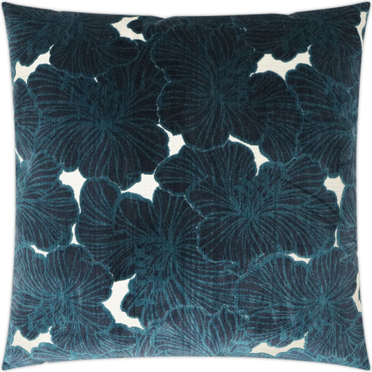 Irinia by DV Kap Home. Made from 60% viscose, 40% polyester in a transitional style.