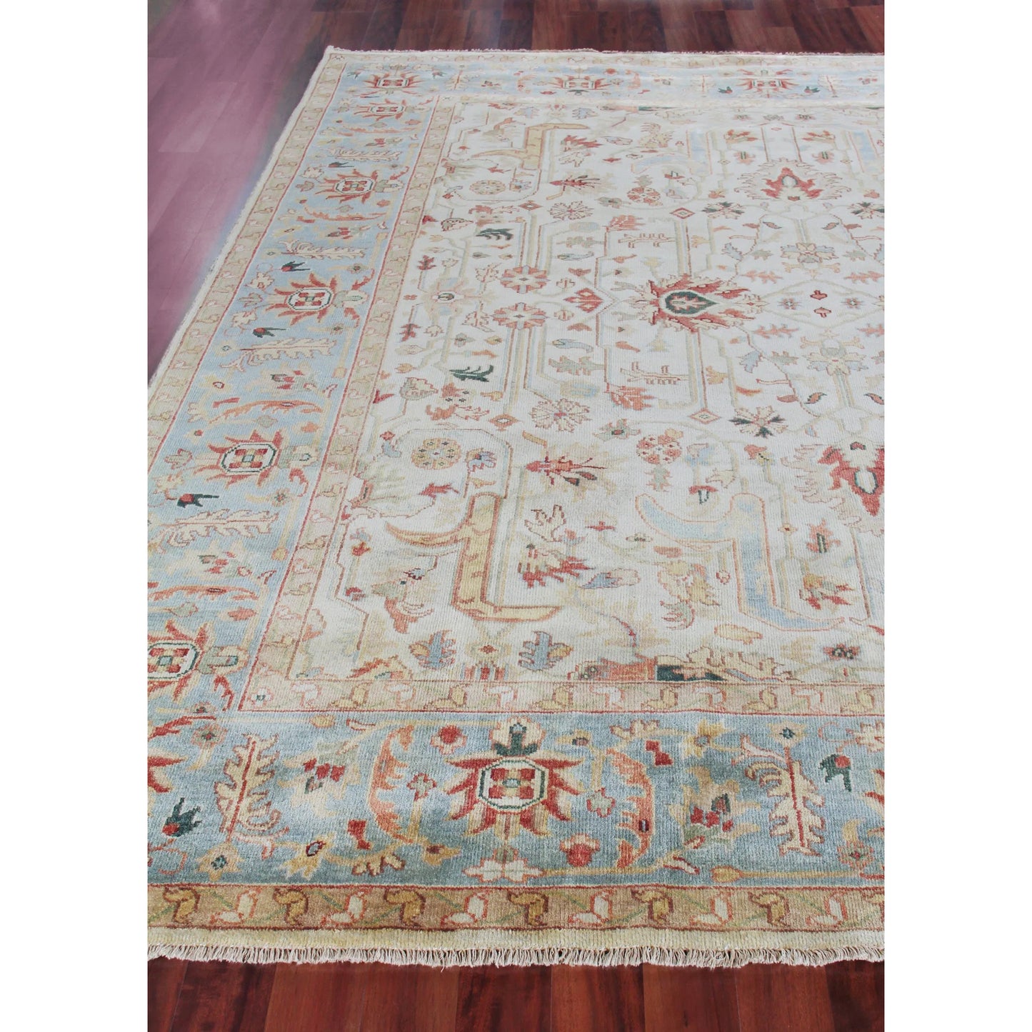 005 SI-2383914 | Additional Silo | Antique Weave Serapi 3447 Rug by Exquisite Rugs in ivory, light blue. Made from new zealand wool in a unique style.
