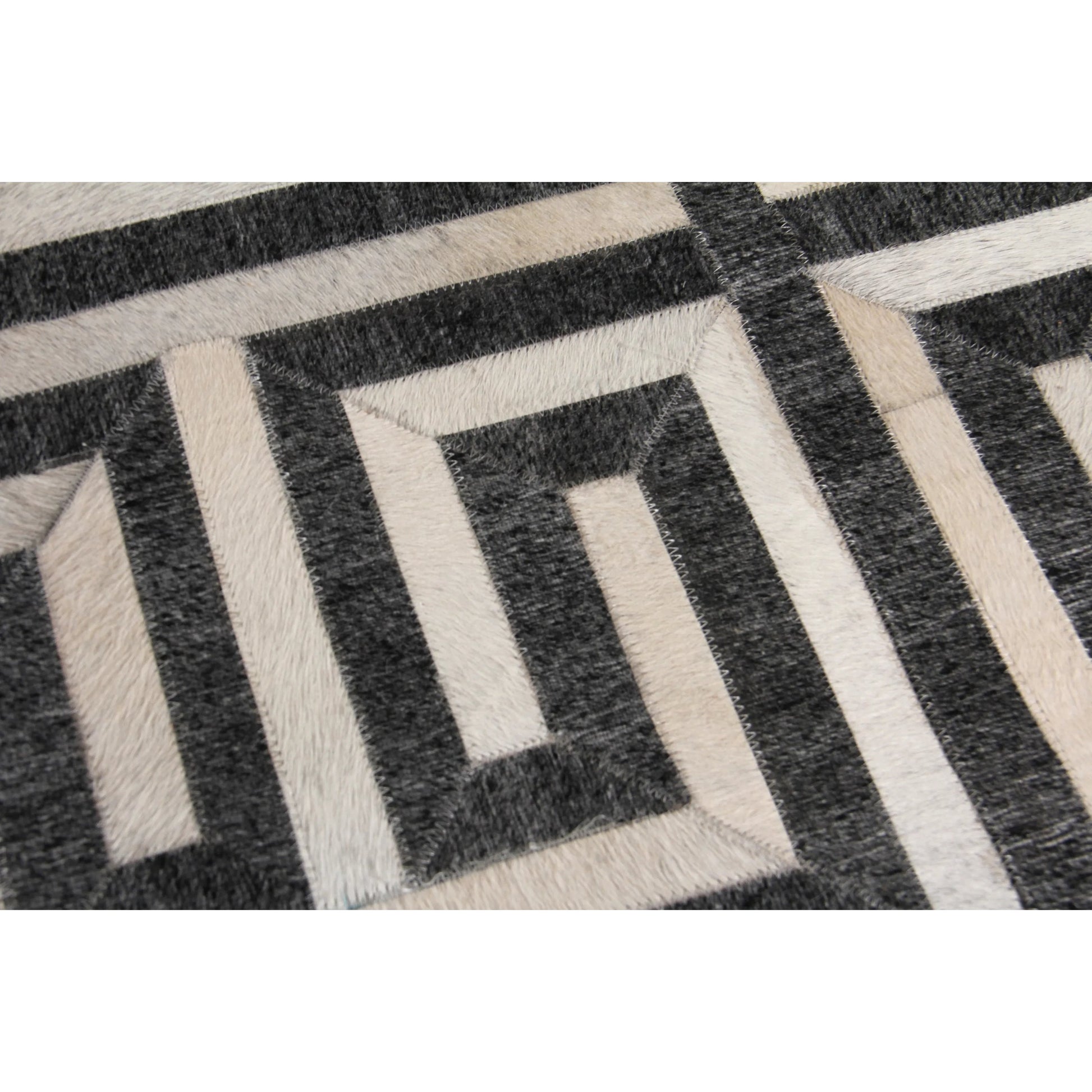 Berlin Pattern Rug by Exquisite Rugs in charcoal, ivory. Made from leather, viscose in a unique style.
