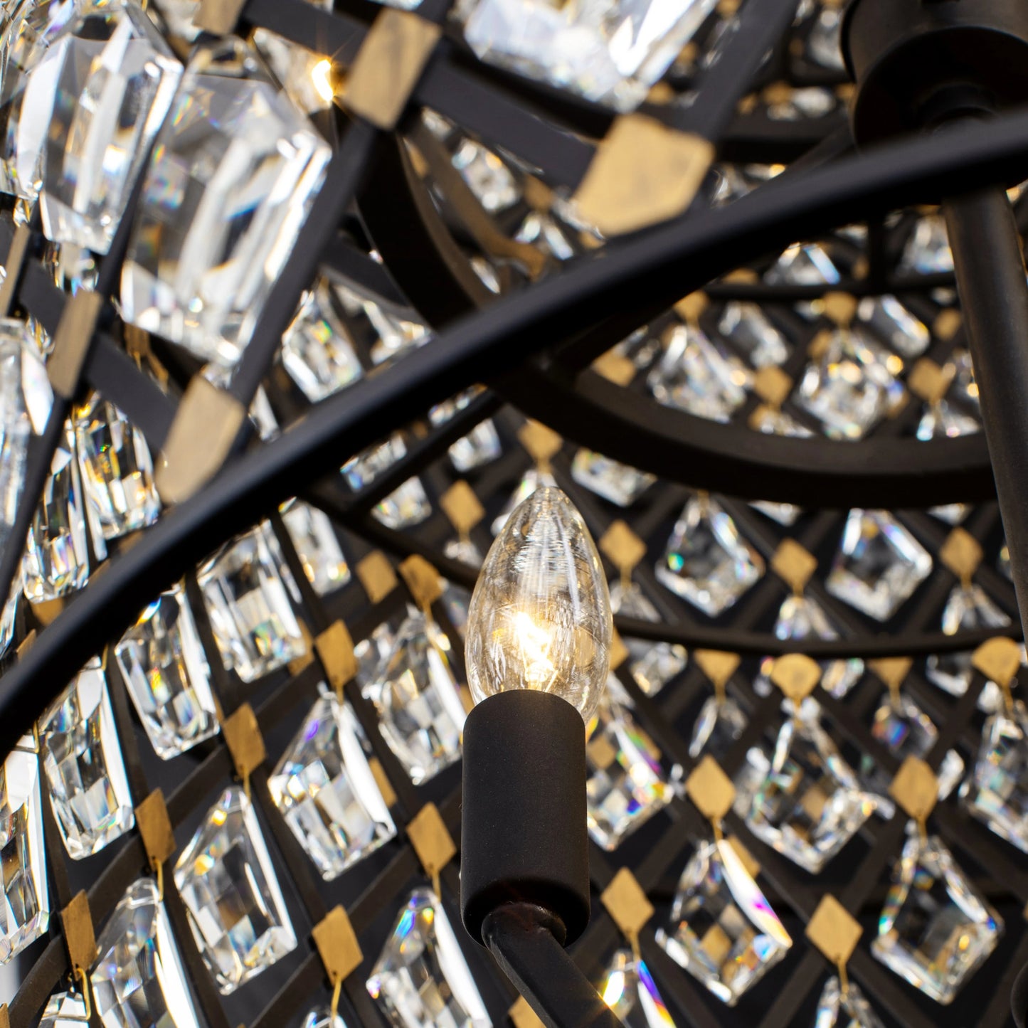 003 SI-1991699 | Additional Silo | Windsor 4-Tier Crystal Chandelier by Varaluz. Made from unique in a modern style.