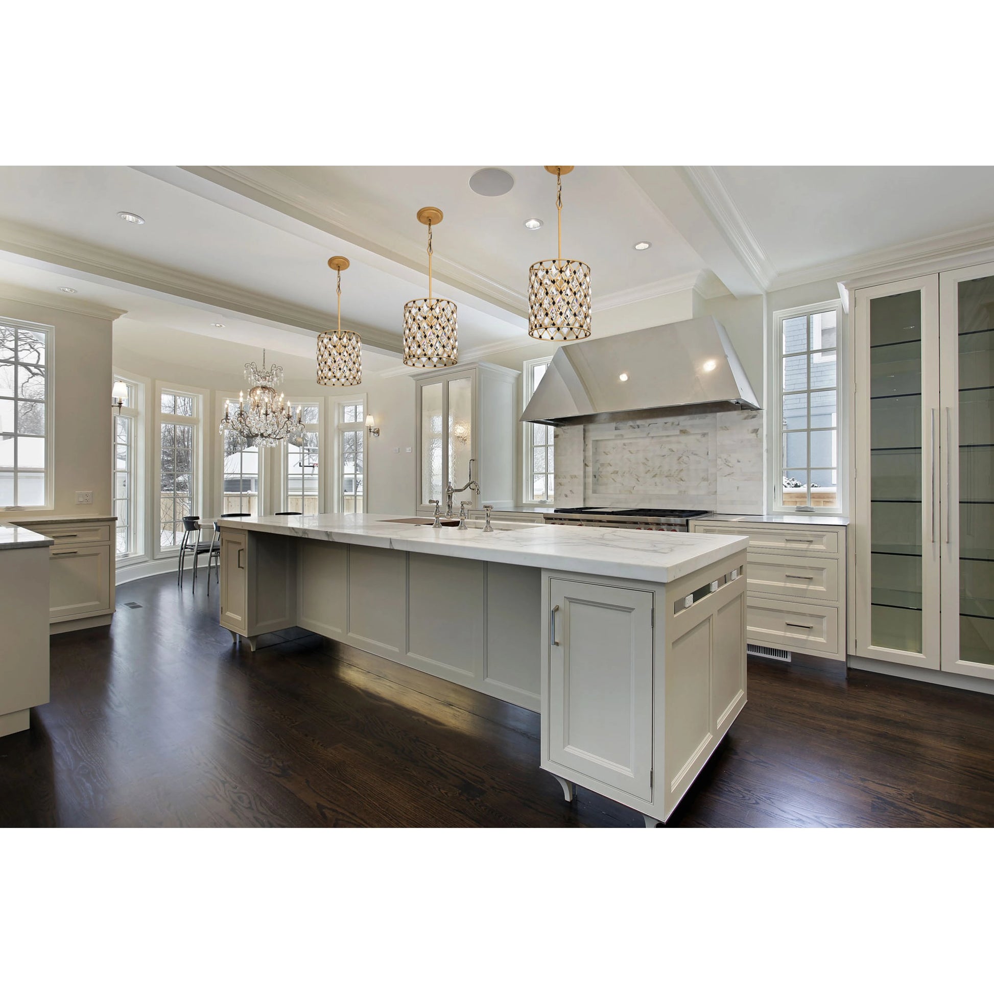 Windsor Crystal Pendant by Varaluz. Made from heirloom-quality optic crystal in a transitional style.