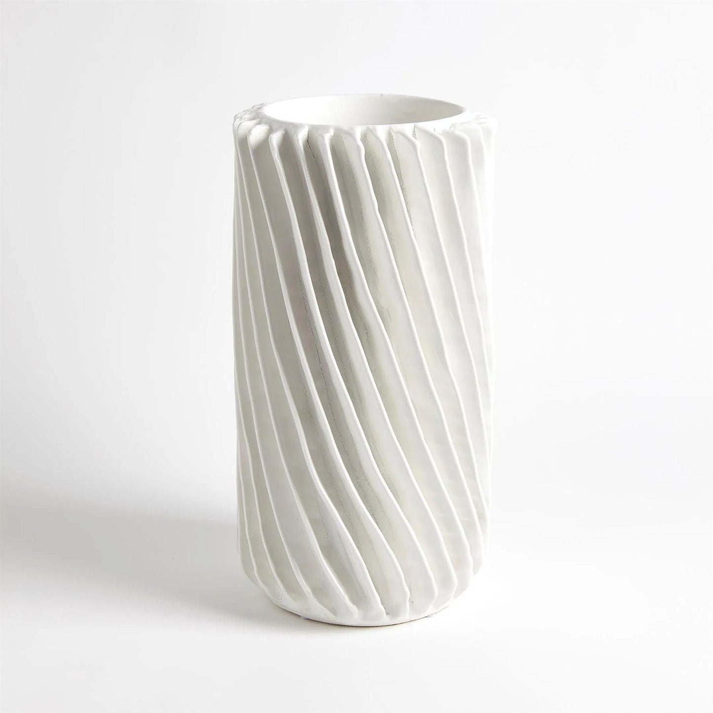 002 SR-827954 | Additional Silo | Radiator Swirl Vase by Global Views in matte white. Made from ceramic in a eclectic & global style.