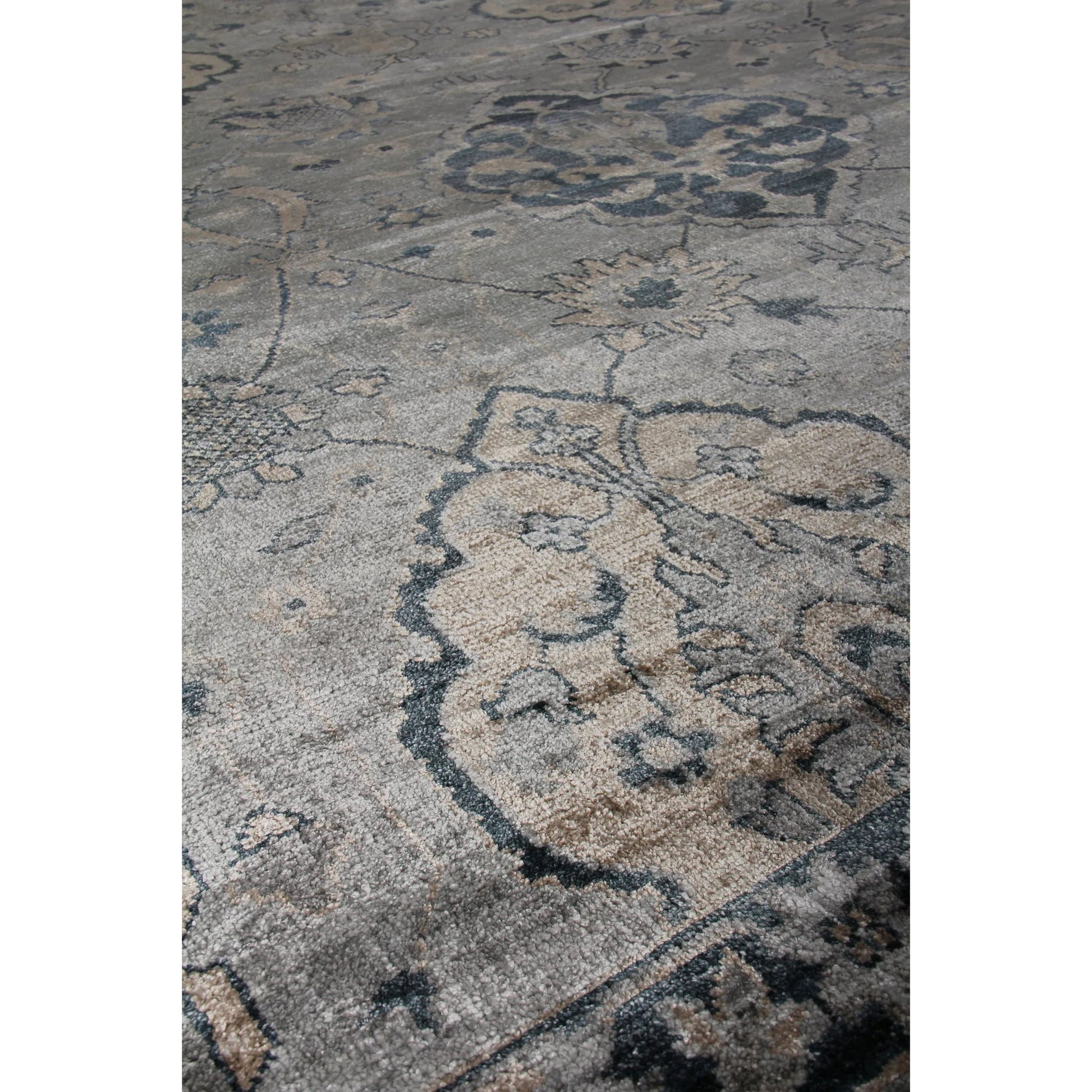 Antique Weave Bamboo Pattern Rug by Exquisite Rugs in blue, gray. Made from bamboo silk in a unique style.