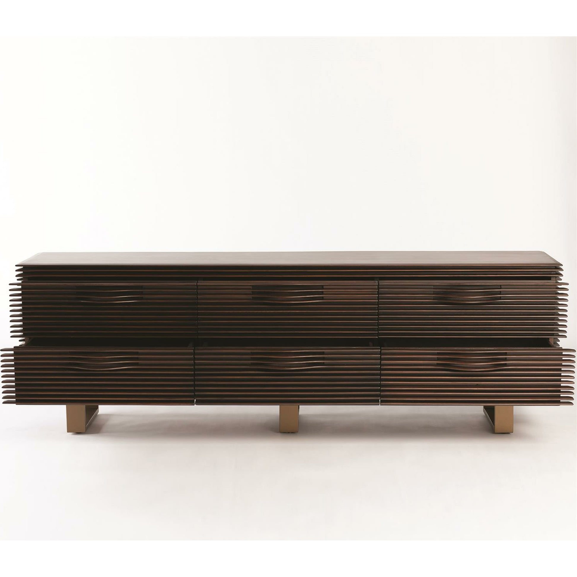 Oslo Long Chest by Global Views. Made from iron in a modern style.