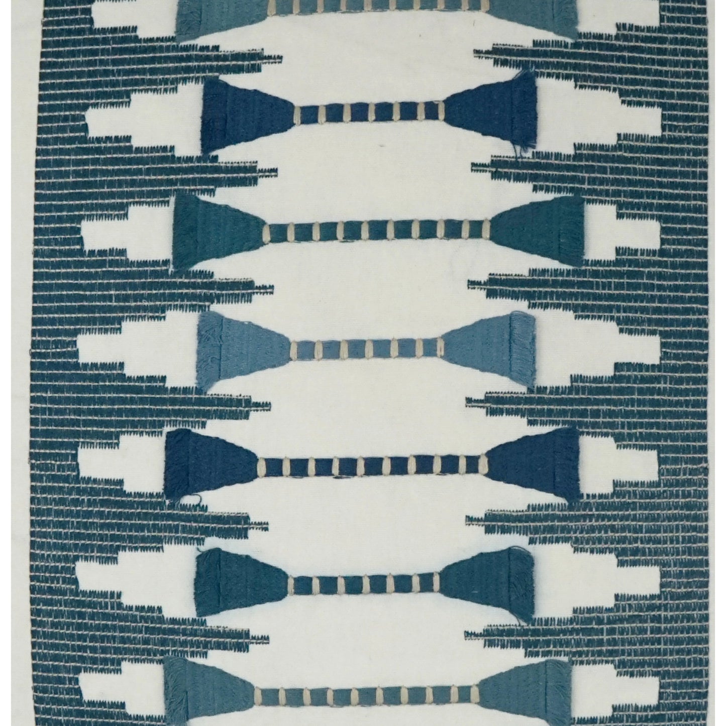 003 SI-2028119 | Closeup | Le Souk Pillow by DV Kap Home. Made from 100% cotton in a modern style.