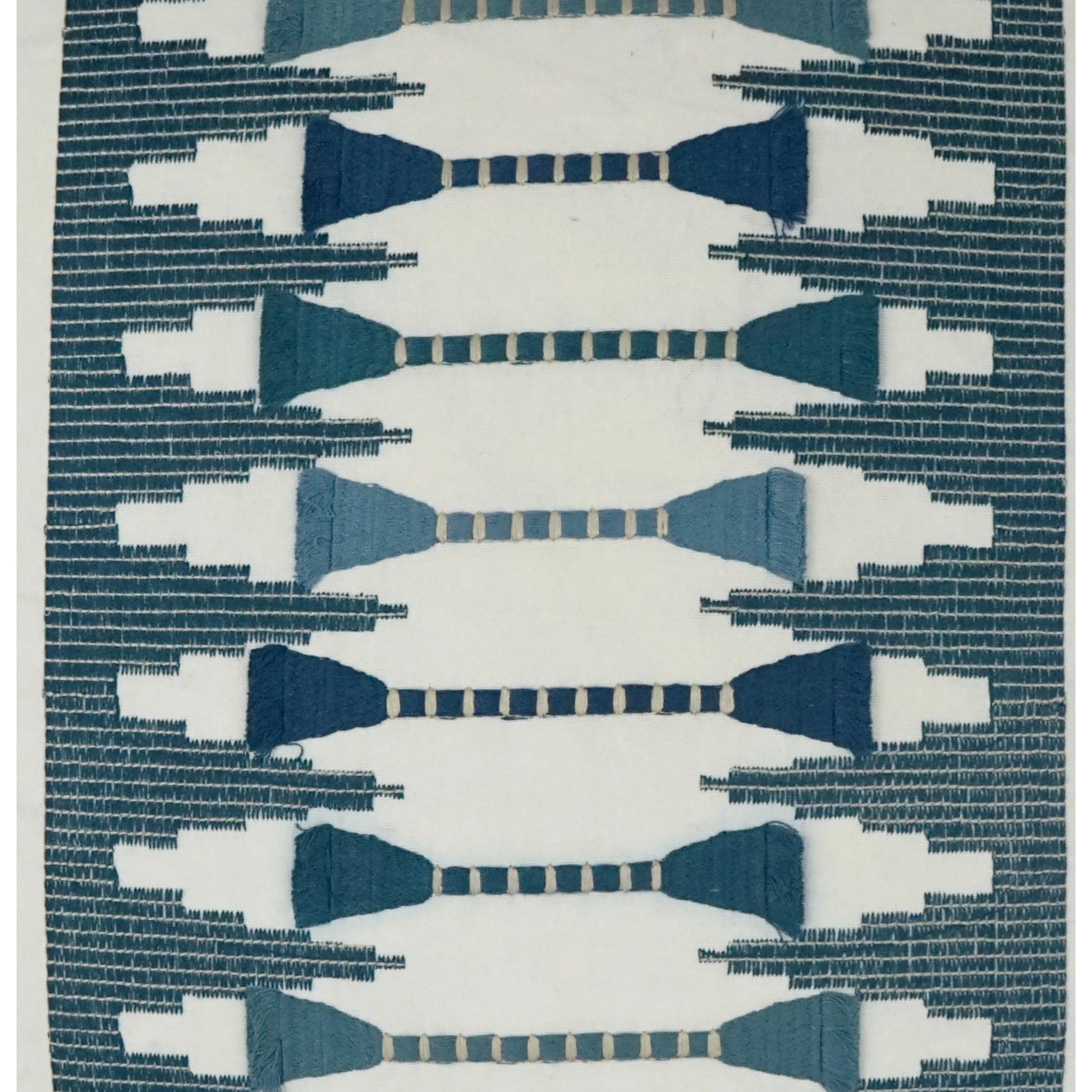 Le Souk Pillow by DV Kap Home. Made from 100% cotton in a modern style.