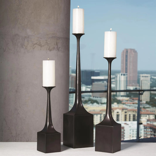 Giac C/S by Global Views in bronze. Made from aluminum in a eclectic & global style.