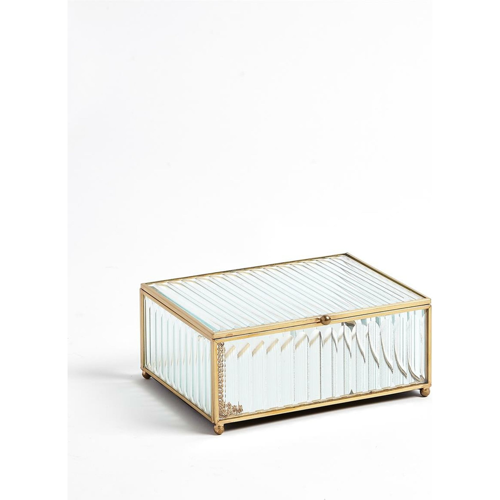Reeded Glass Box by Global Views in clear. Made from copper, glass in a transitional style.