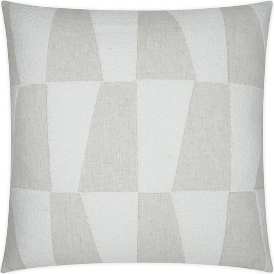 Bayview Pillow by DV Kap Home. Made from 90% polyester, 10% linen / embroidery: 99% polyester, 1% nylon in a modern style.