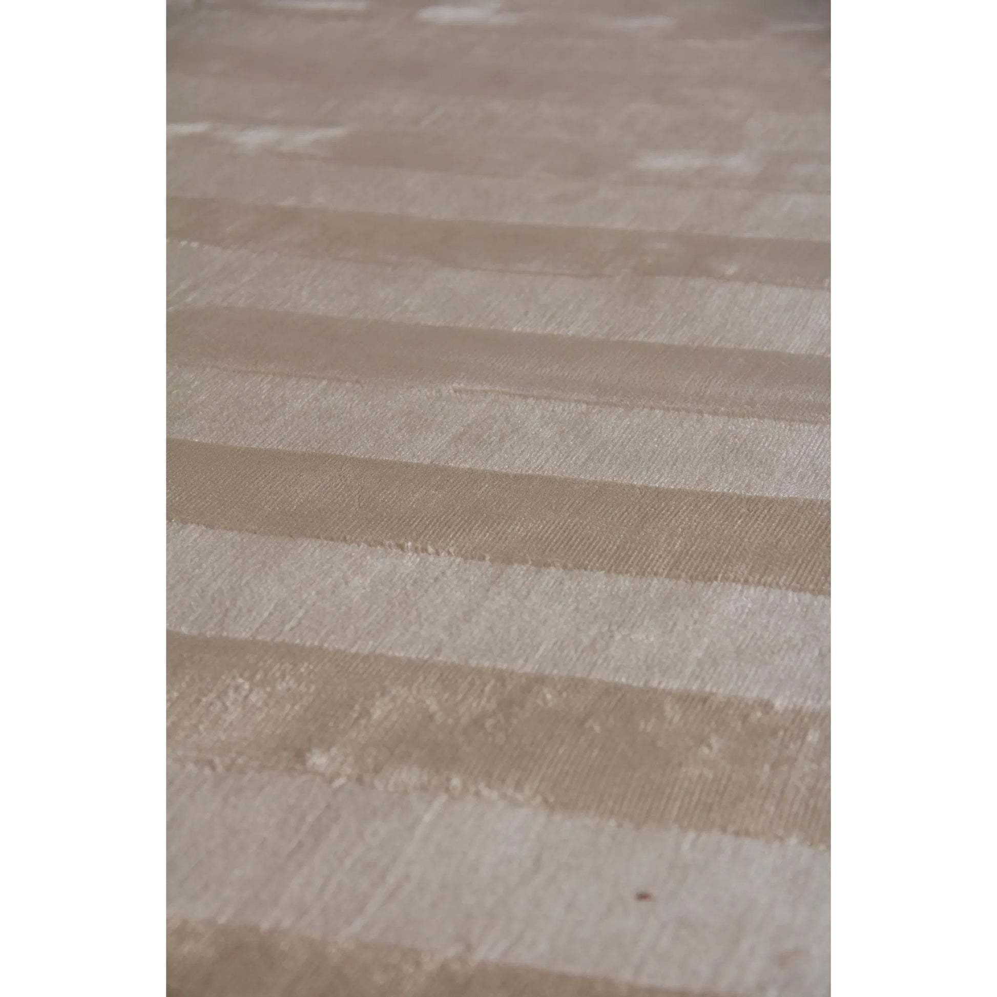 Rugby Rug by Exquisite Rugs in beige. Made from viscose in a unique style.