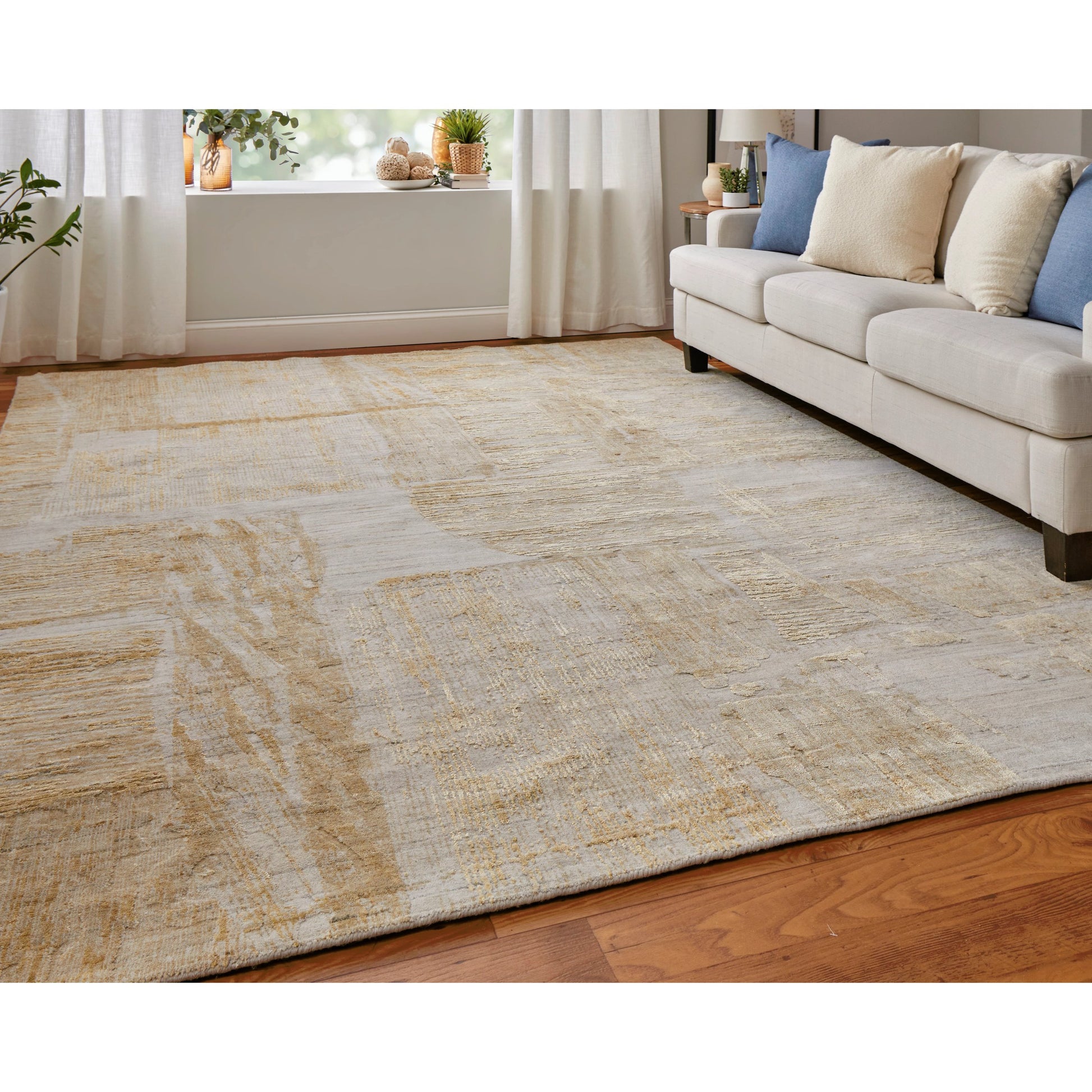 Eastfield Rug - EAS69FTF by Feizy in yellow, ivory, gold. Made from viscose, wool in a unique style.
