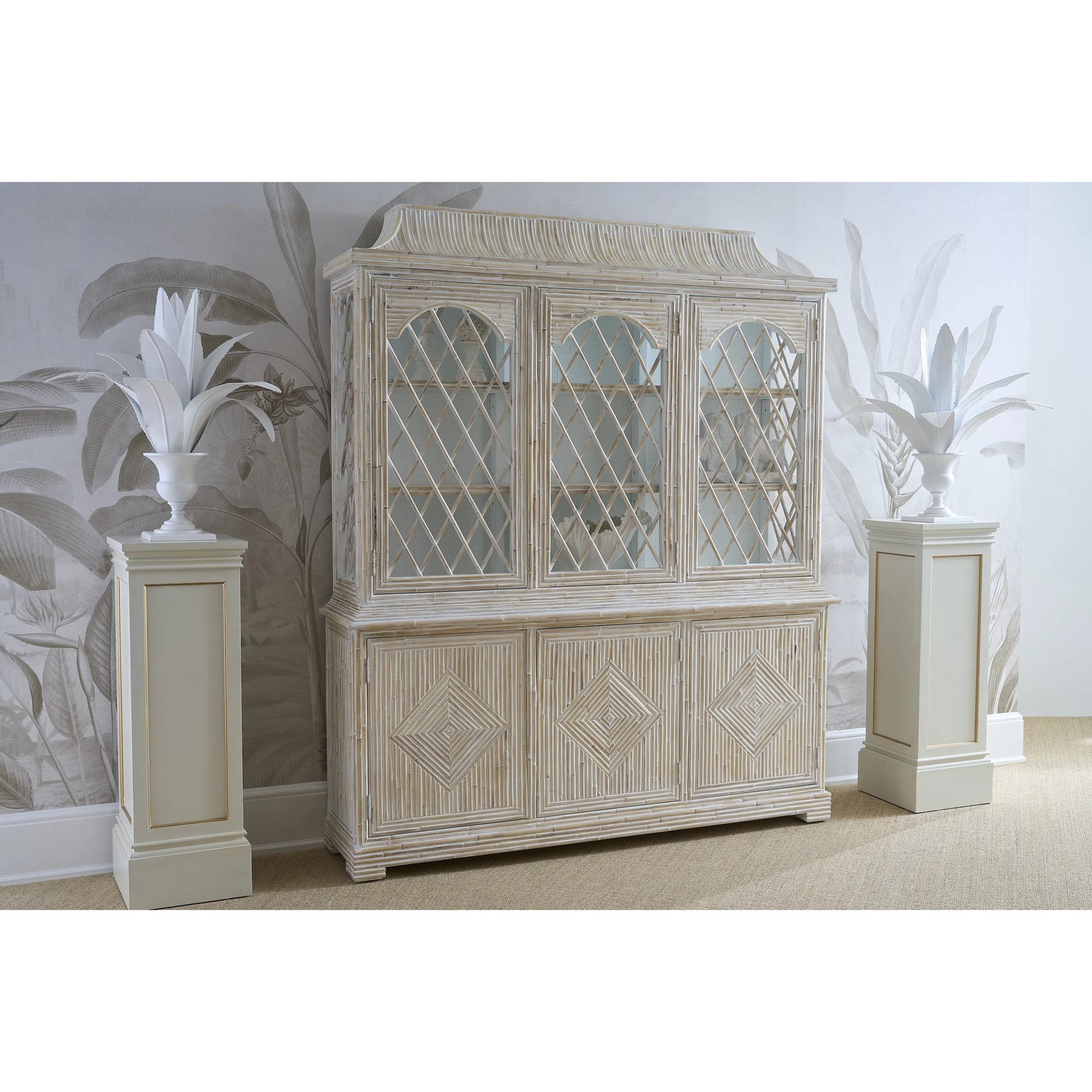Lyon Tole Flower by Chelsea House in white. Made from tin in a transitional style.