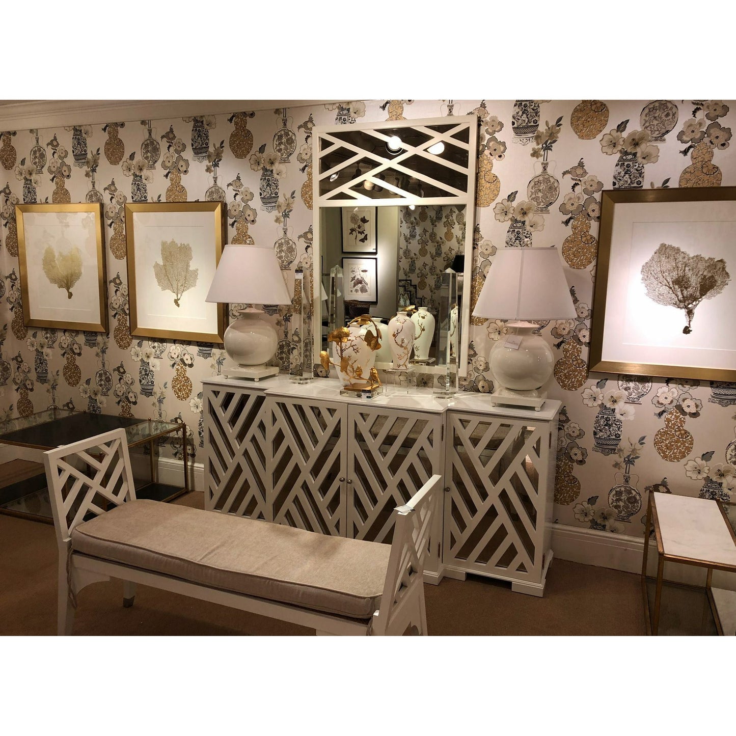 003 SR-384089 | Lifestyle | Tidewater Chest by Chelsea House in white, antique. Made from wood in a modern style.