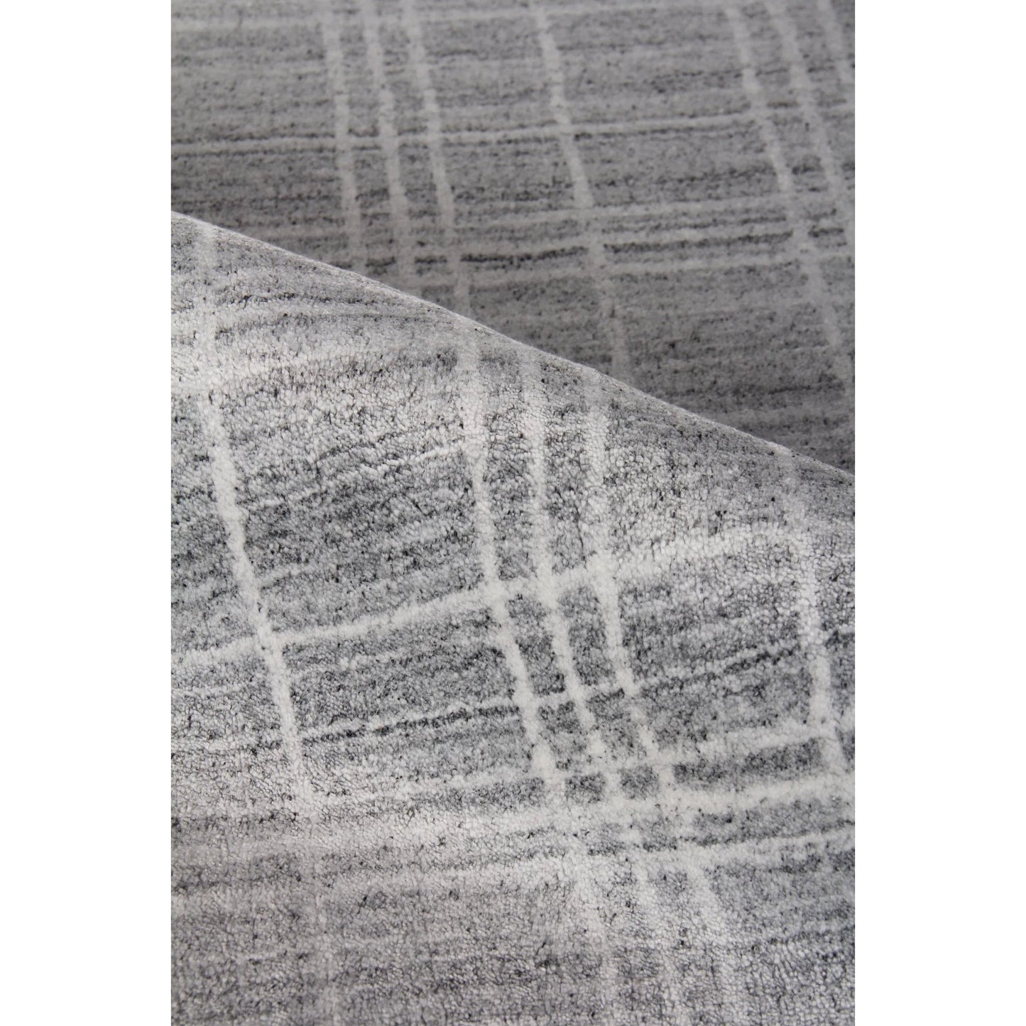 070 SI-2383982 | Closeup | Fairbanks Rug by Exquisite Rugs. Made from bamboo silk in a unique style.