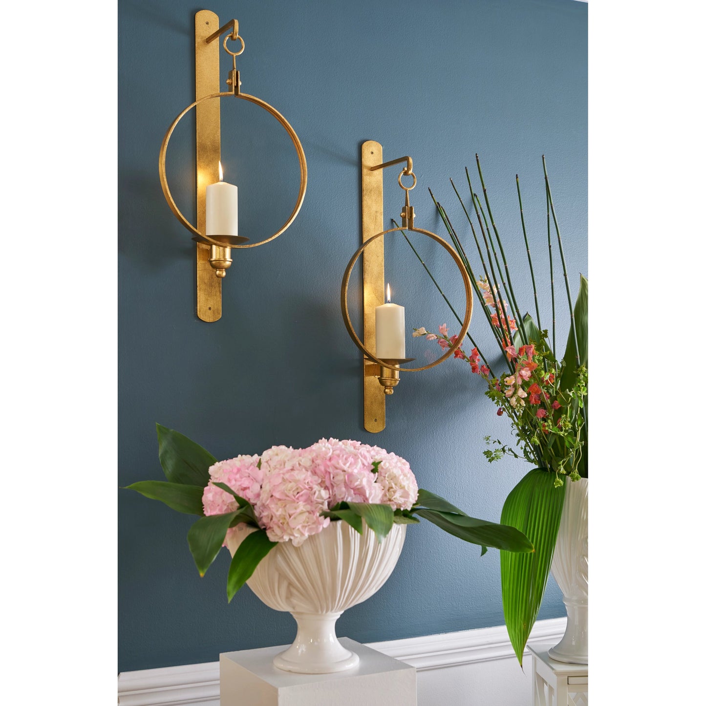 019 SR-383130 | Lifestyle | Leggit Candle Sconce by Chelsea House. Made from unique in a modern style.