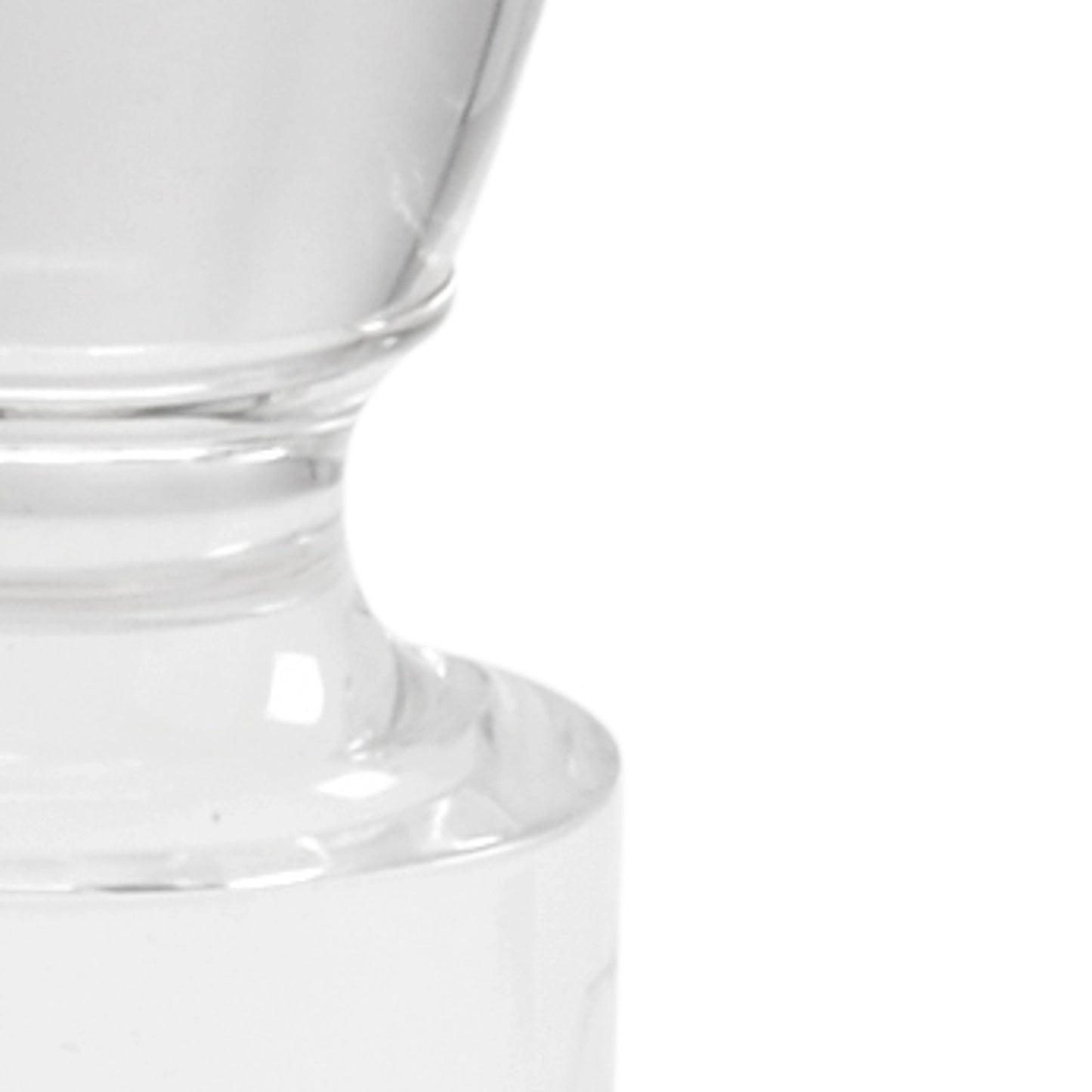 002 SR-383334 | Closeup | Mount Pleasant Side Table by Chelsea House in clear. Made from acrylic in a transitional style.