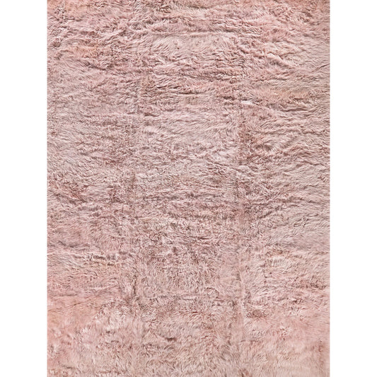 Sheepskin 3846 Rug by Exquisite Rugs in blush. Made from new zealand sheepskin in a unique style.