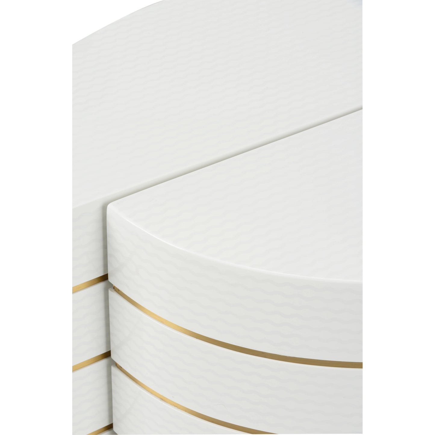 003 SI-2105646 | Closeup | Mezzaluna Bunching Tables by Chelsea House in white, silver, antique brass. Made from wood/metal in a modern style.