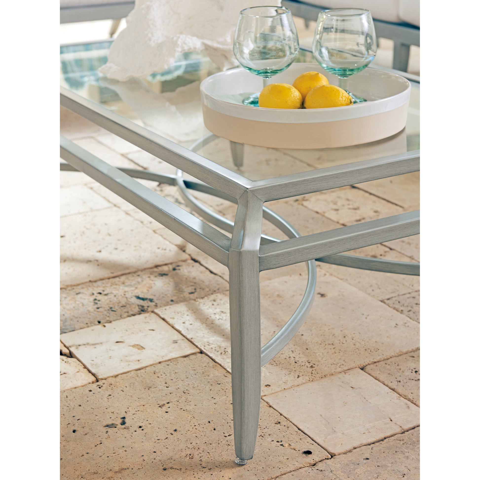 Silver Sands Cocktail Table by Tommy Bahama Outdoor in gray oyster shell. Made from unique in a transitional style.