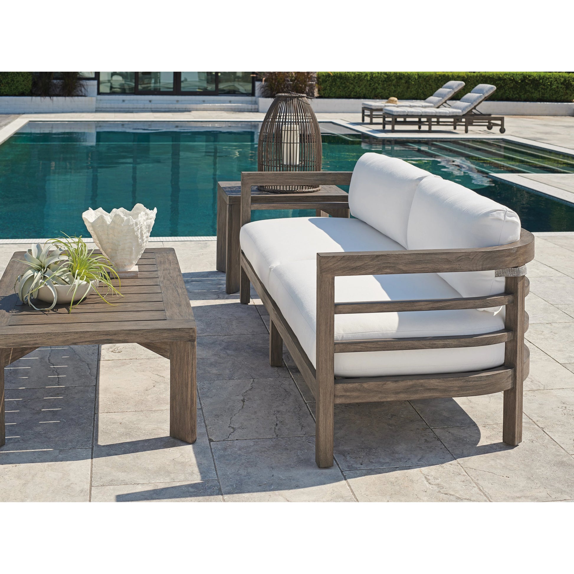 La Jolla Sofa by Tommy Bahama Outdoor in taupe, white and taupe-gray patina. Made from unique in a modern style.