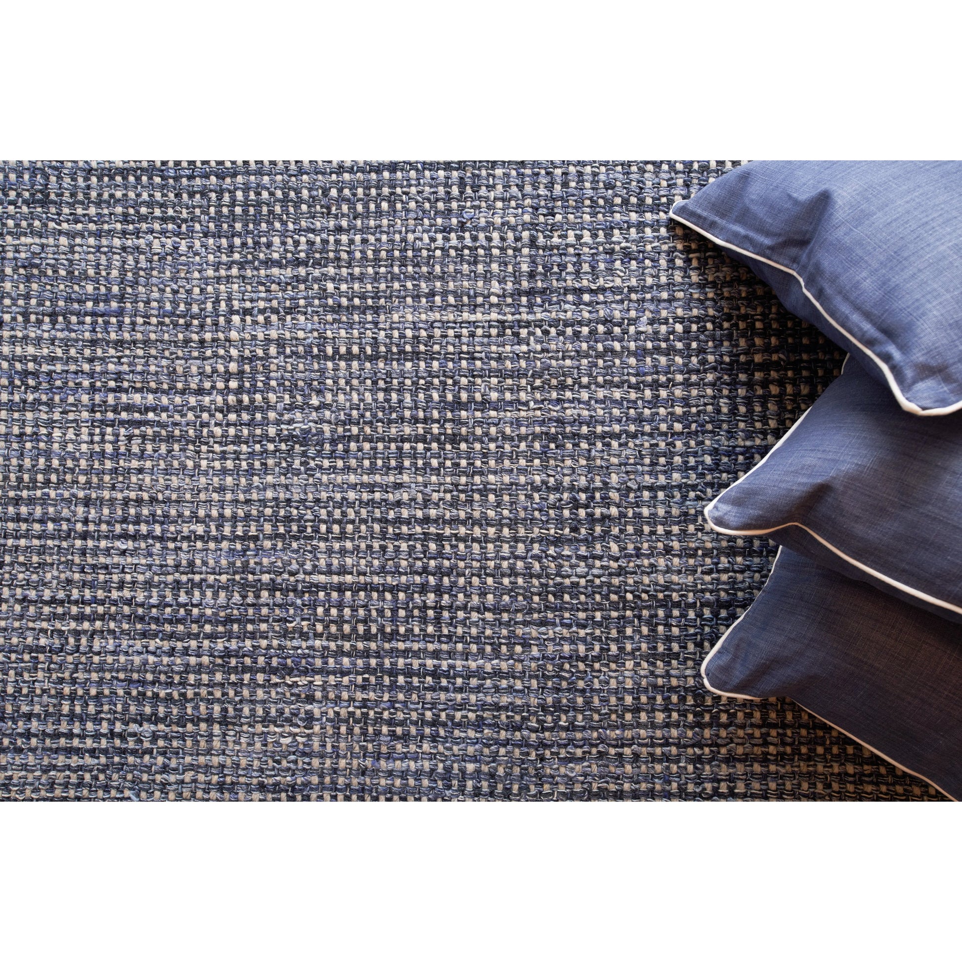 Ferrus Rug by Exquisite Rugs in silver, ivory. Made from polyester, wool, cotton in a unique style.