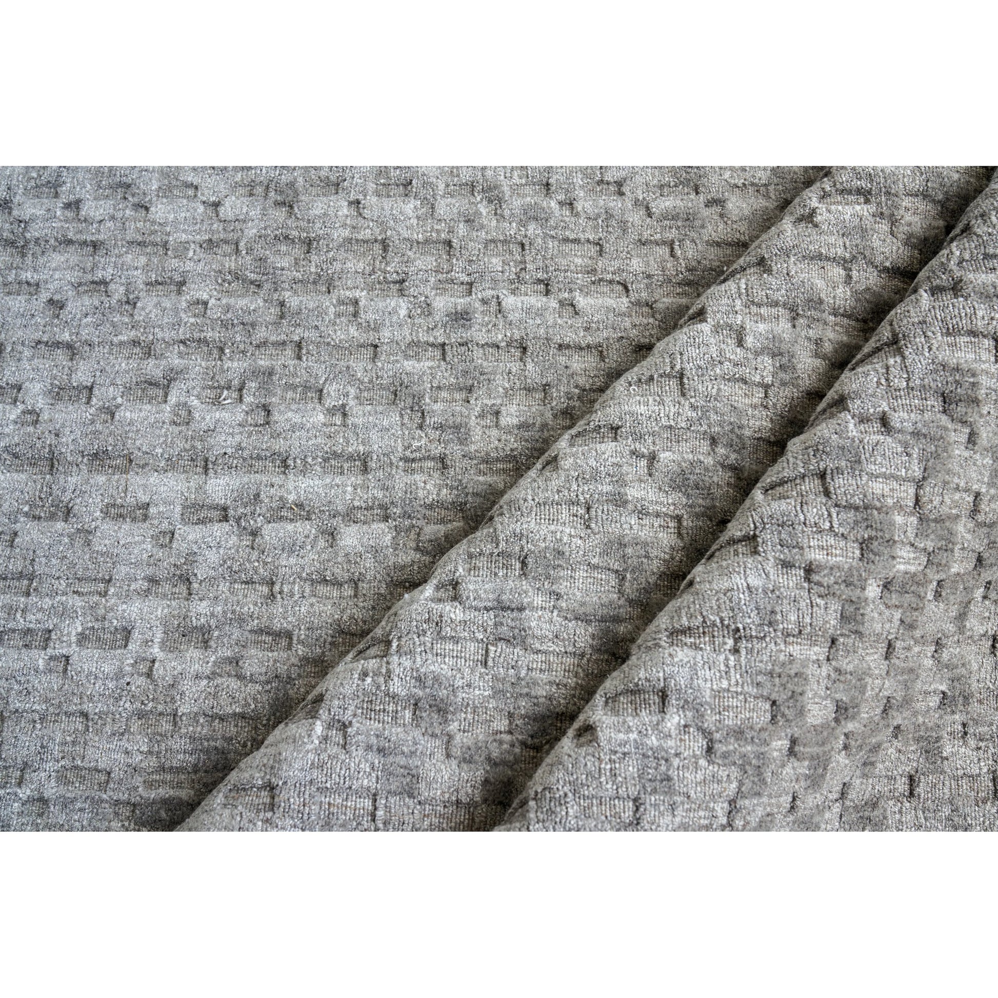 Monroe Silk 3969 Rug by Exquisite Rugs in taupe. Made from bamboo silk in a unique style.