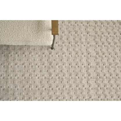 Monroe Silk 3971 Rug by Exquisite Rugs in light taupe. Made from bamboo silk in a unique style.
